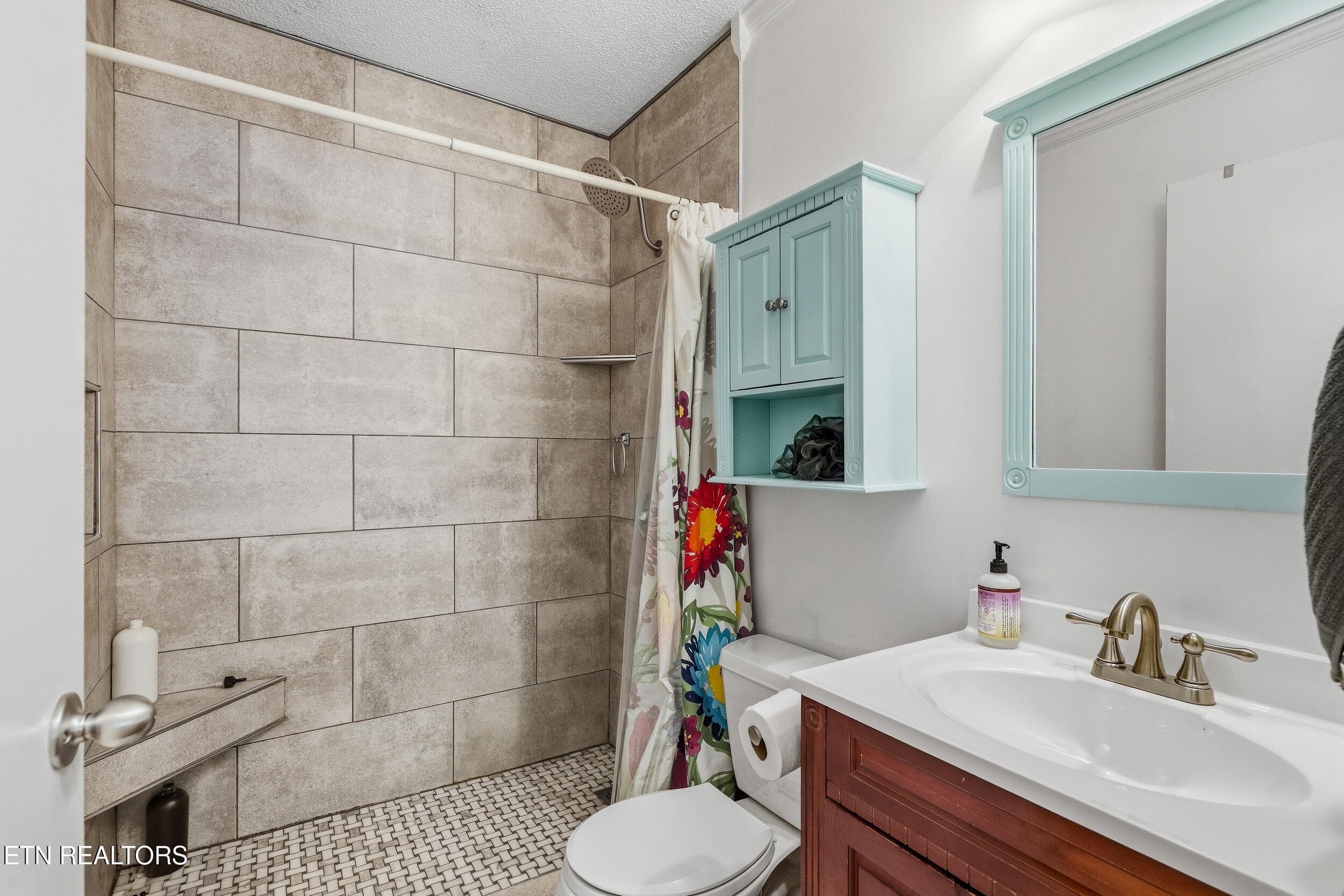 Bathroom - 1403 Northshire Lane, Knoxville, TN 37922, Knoxville