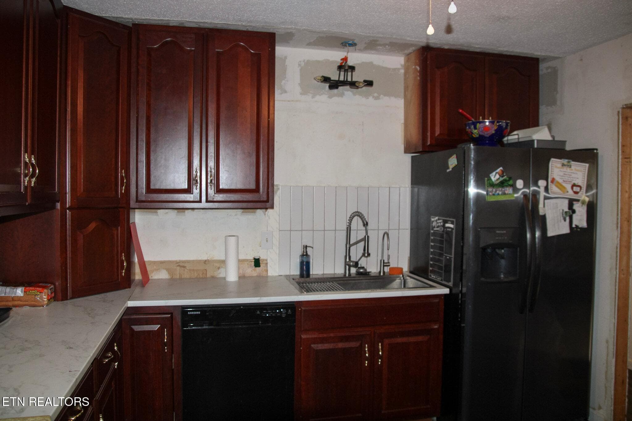 IMG_2769 - 314 S Apache Rd, Clinton, TN 37716, Clinton