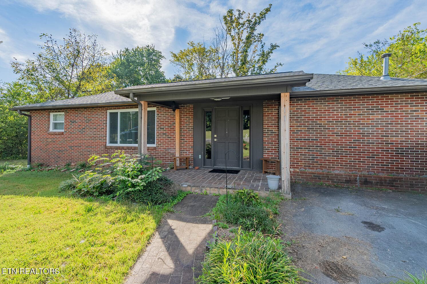 A7305242-HDR - 11 Ervin St, Athens, TN 37303, Athens