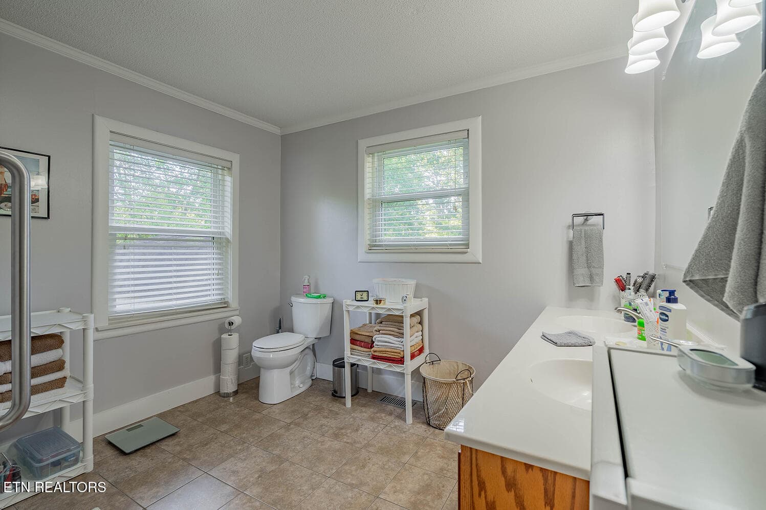 A7305197-HDR - 11 Ervin St, Athens, TN 37303, Athens