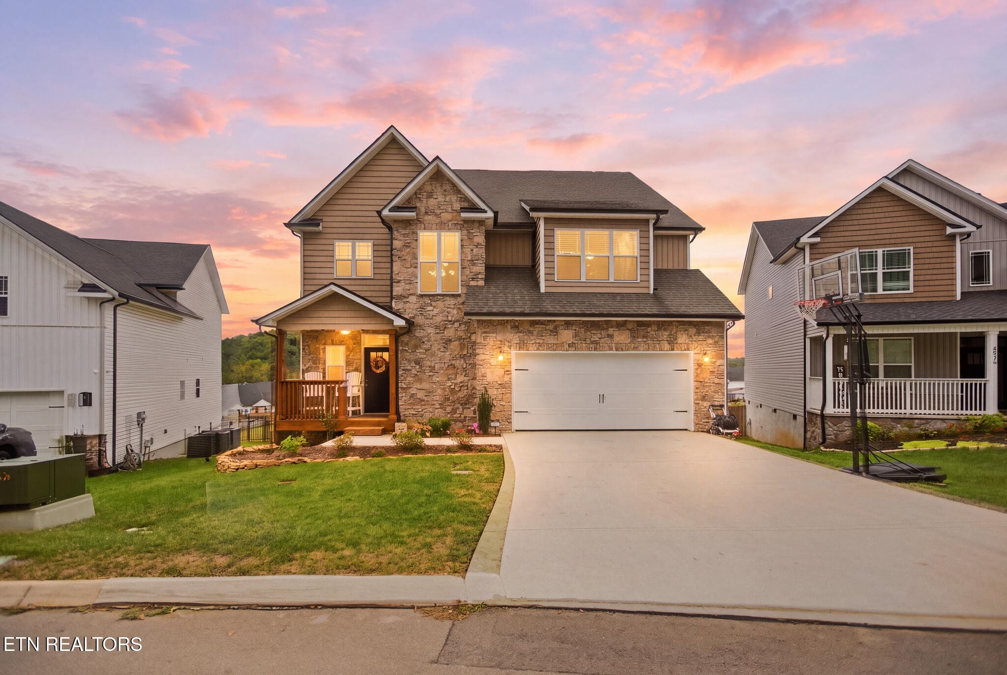 013_4M6A4887_autoremove_65616864_twiligh - 2211 Lulu Lizzy Lane, Knoxville, TN 37932, Knoxville