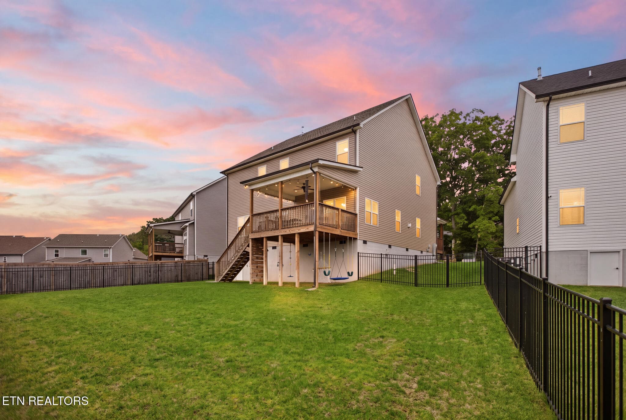 138_4M6A5268_twilight_8ca3fa39 - 2211 Lulu Lizzy Lane, Knoxville, TN 37932, Knoxville