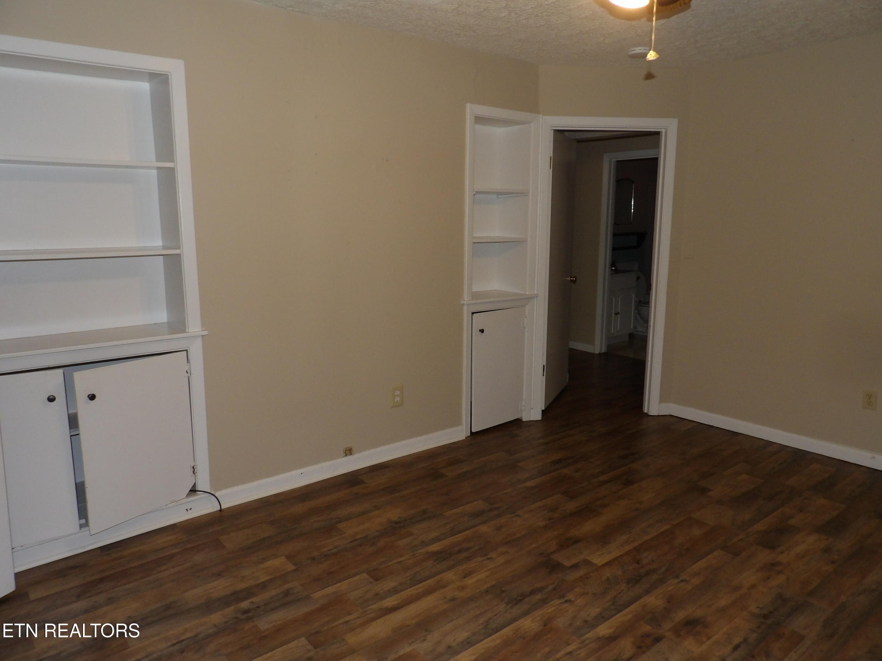 100_0798 - 525 Woodlawn Rd, Crossville, TN 38555