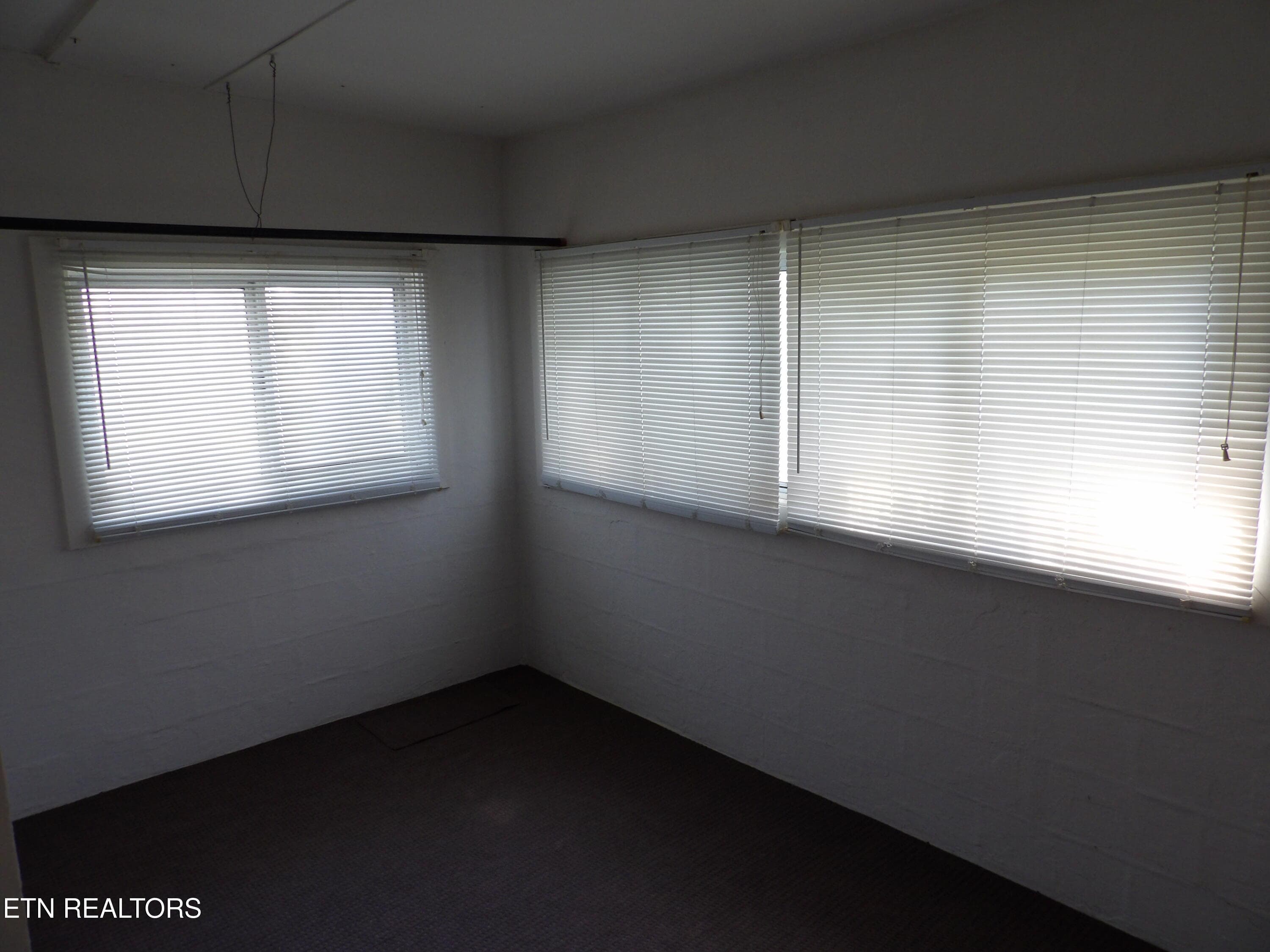 100_0801 - 525 Woodlawn Rd, Crossville, TN 38555