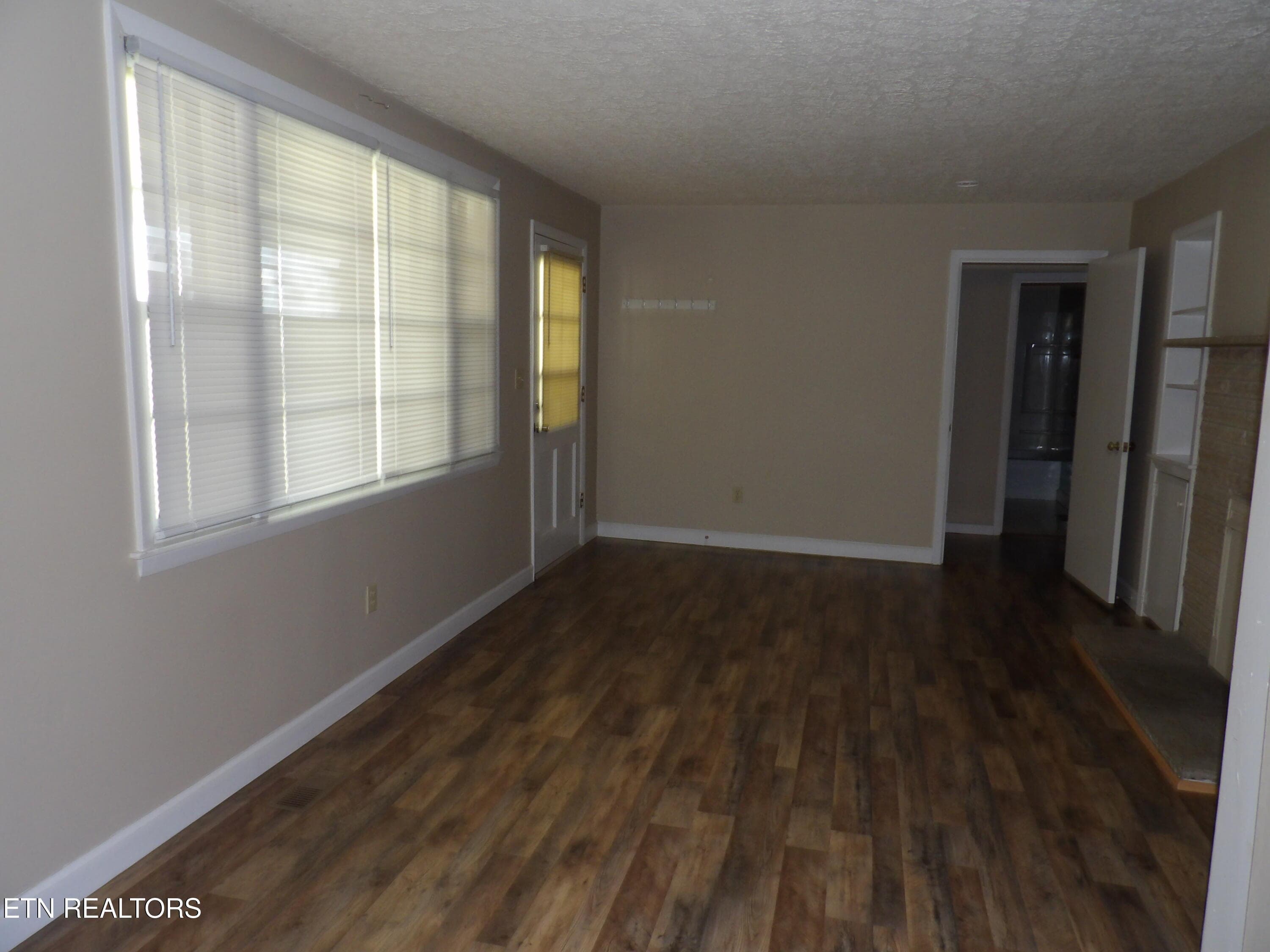100_0809 - 525 Woodlawn Rd, Crossville, TN 38555