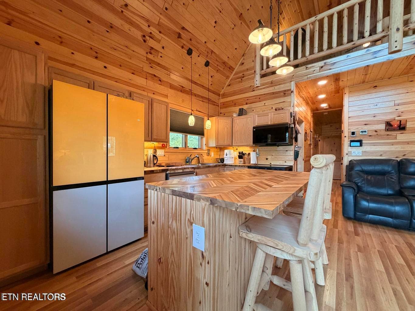 19 - 386 Higby Pvt Rd, Robbins, TN 37852