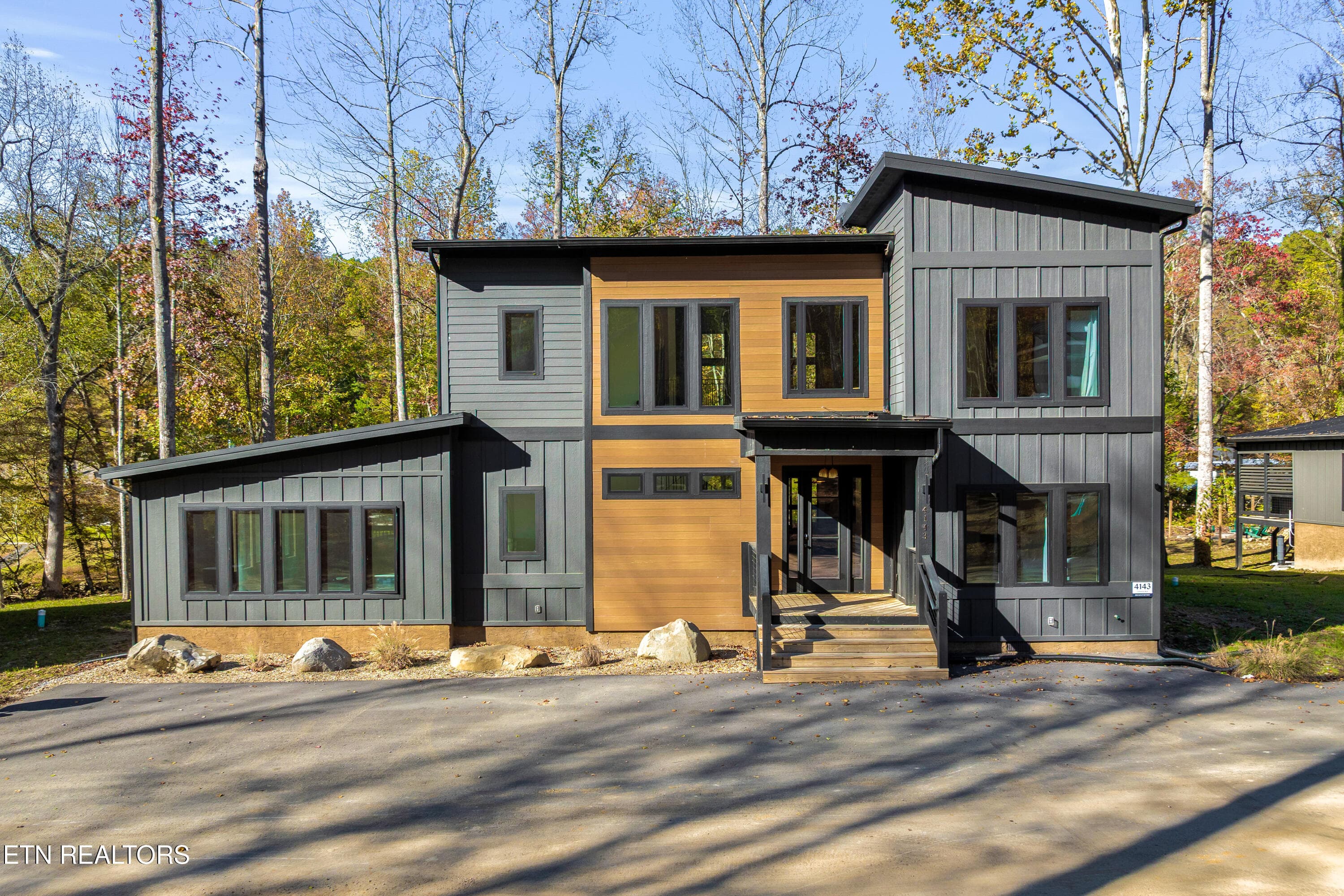 4143 Fontaine Way, Gatlinburg, TN 37738