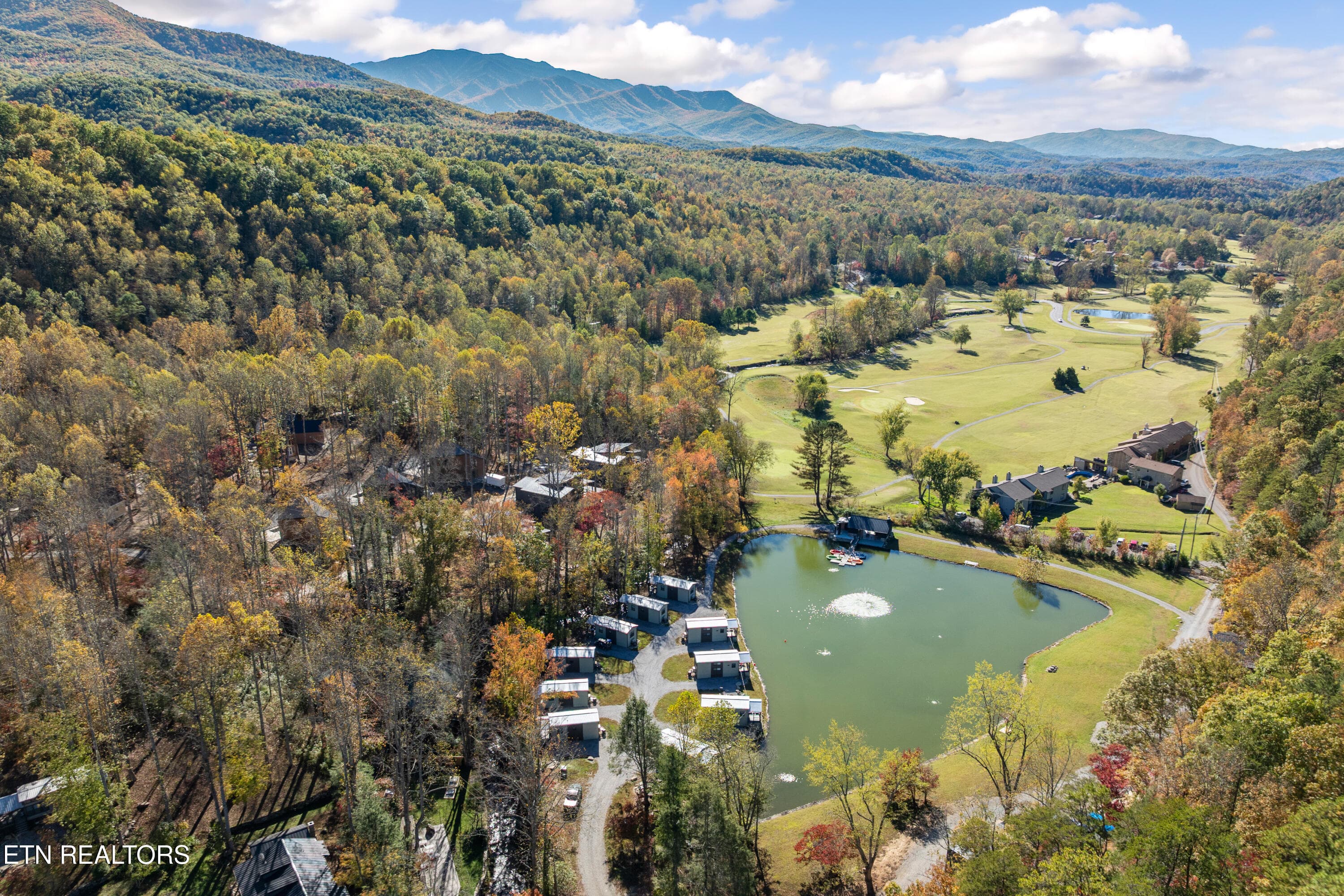 4143 fontaine way-60 - 4143 Fontaine Way, Gatlinburg, TN 37738, Gatlinburg