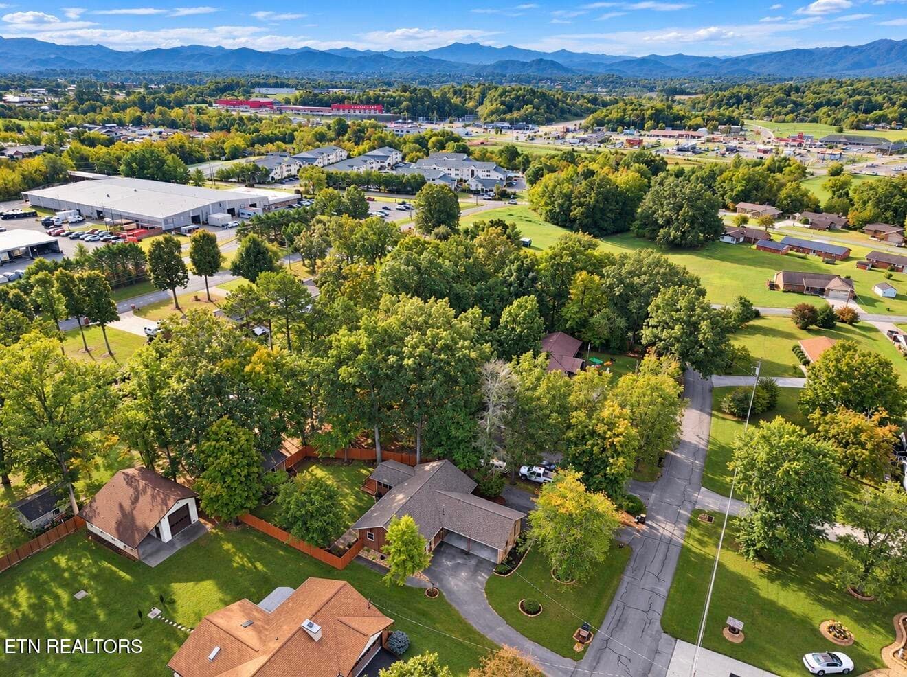 2 - 311 Poplar St, Sevierville, TN 37862, Sevierville