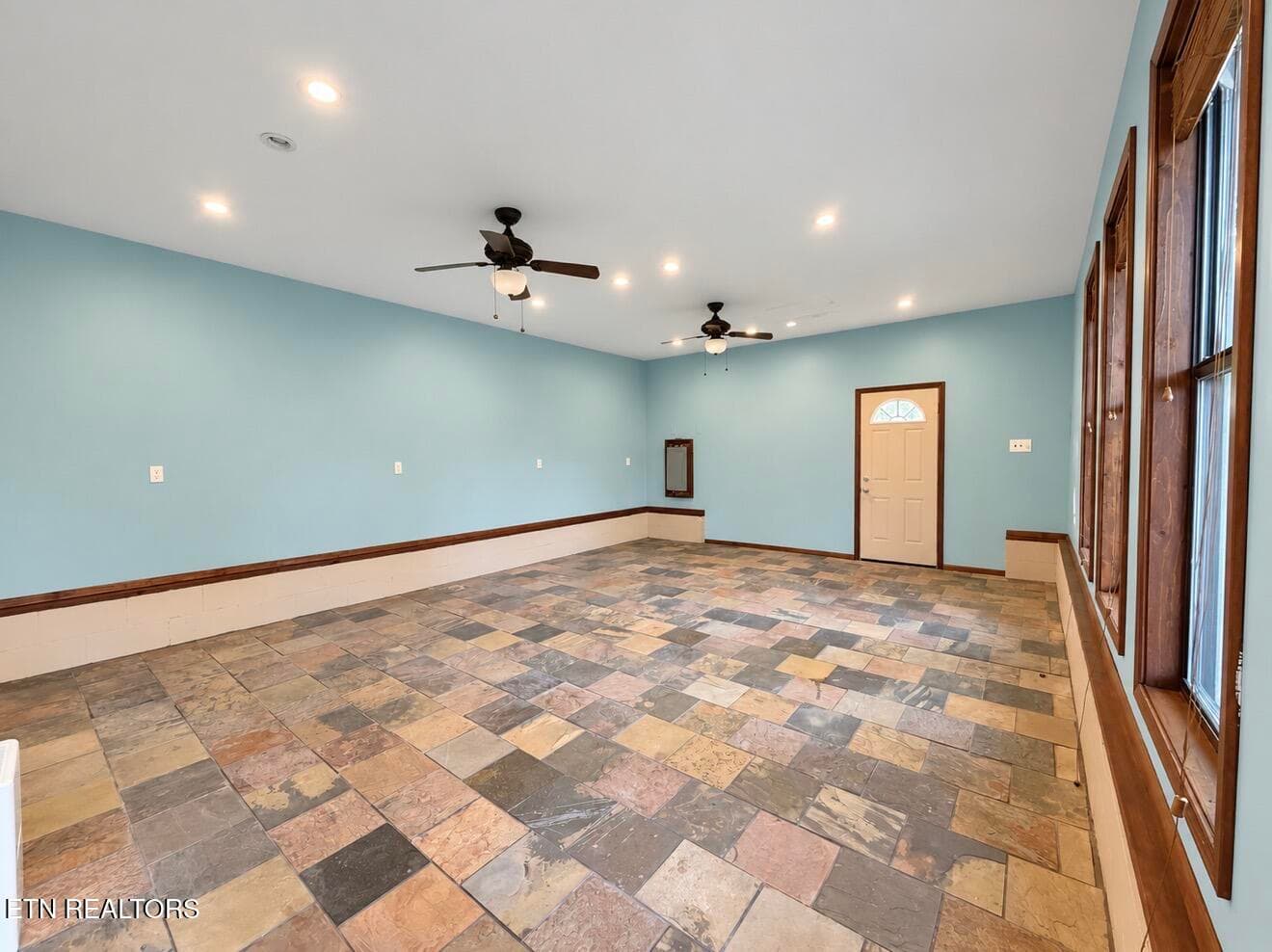 25 - 311 Poplar St, Sevierville, TN 37862, Sevierville