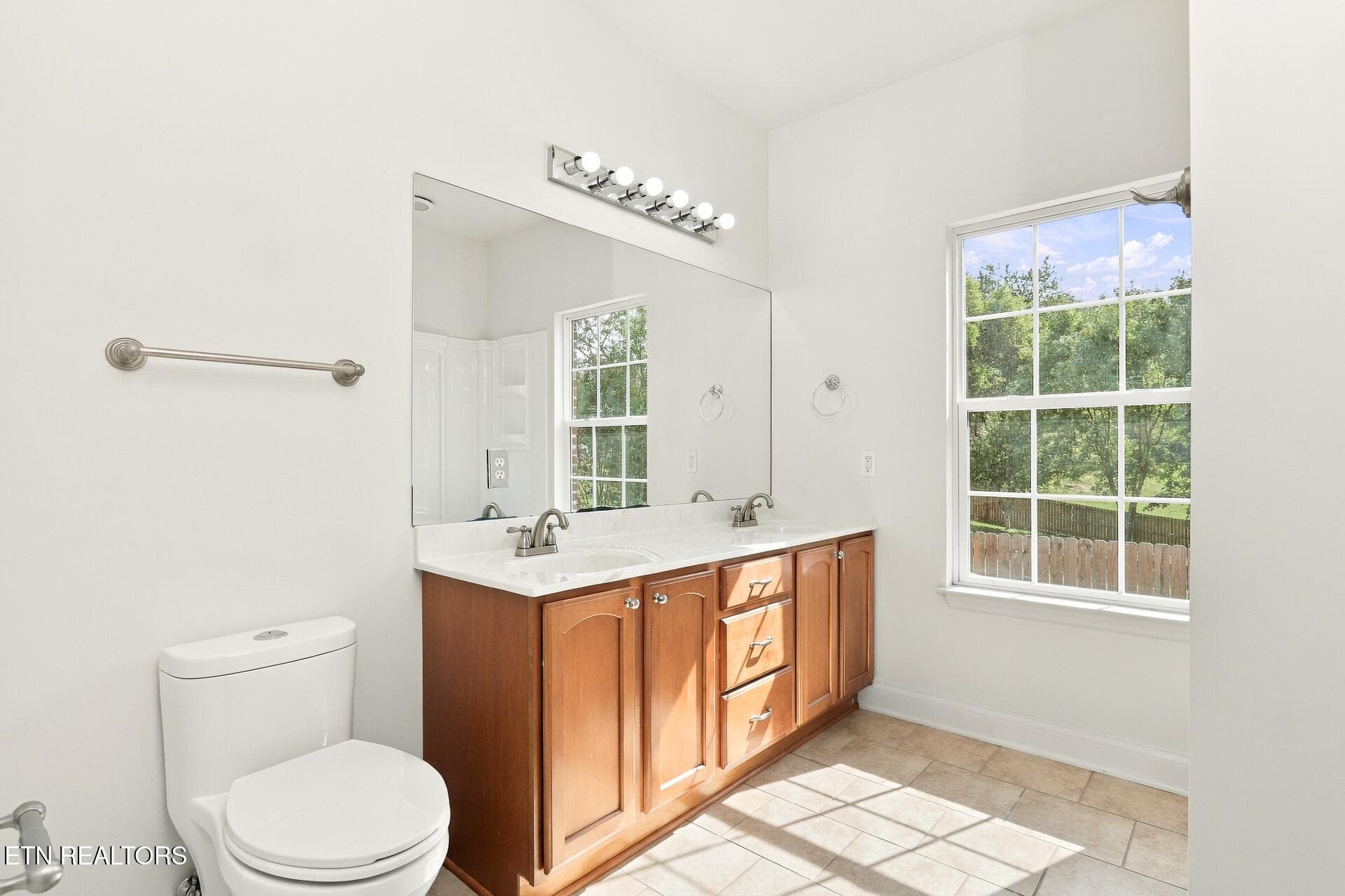 listing_35 - 2433 Misty Ridge Drive, Lenoir City, TN 37772, Lenoir City