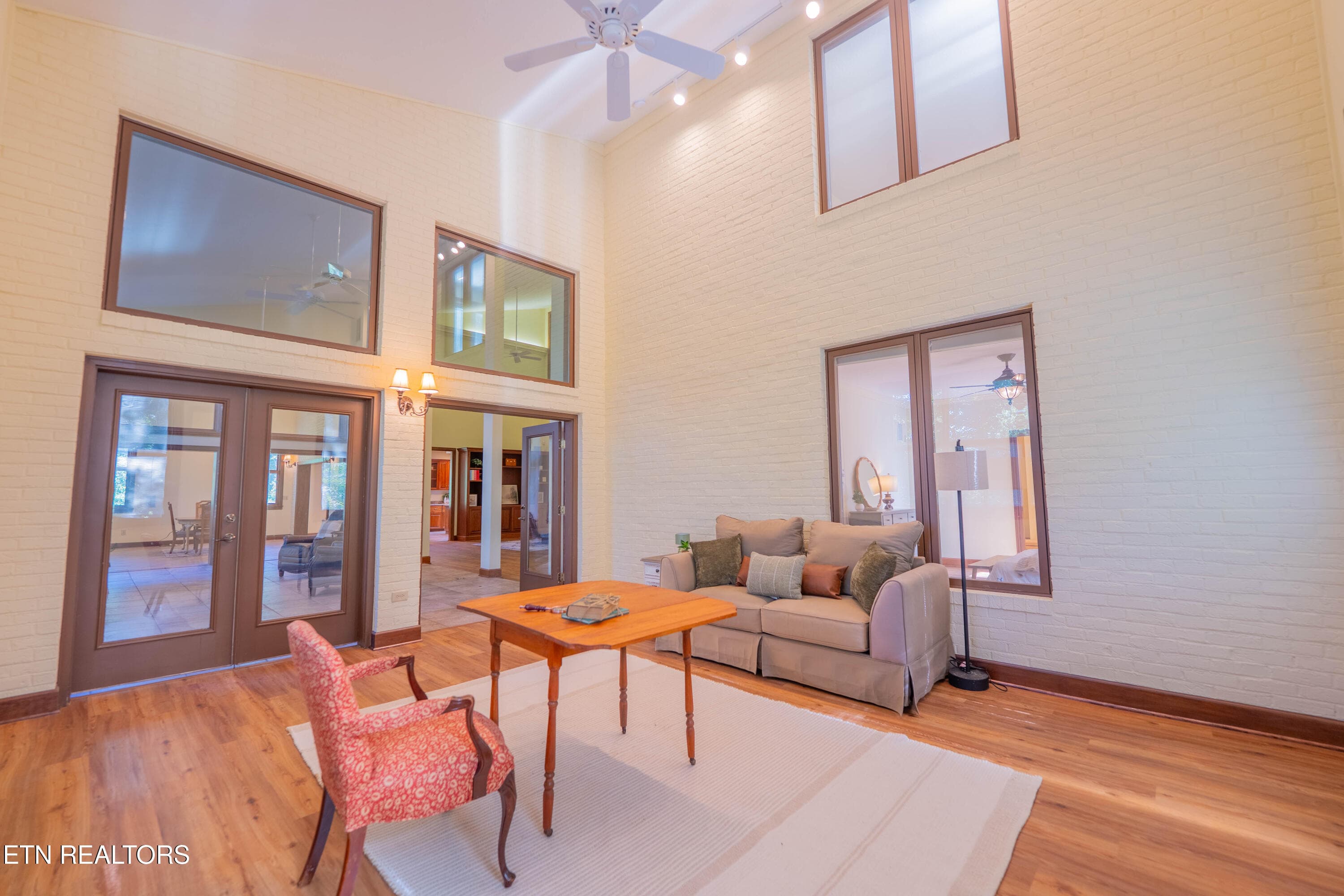 Office 306 Teague Lane - 306 & 310 Teague Lane, Sevierville, TN 37862, Sevierville