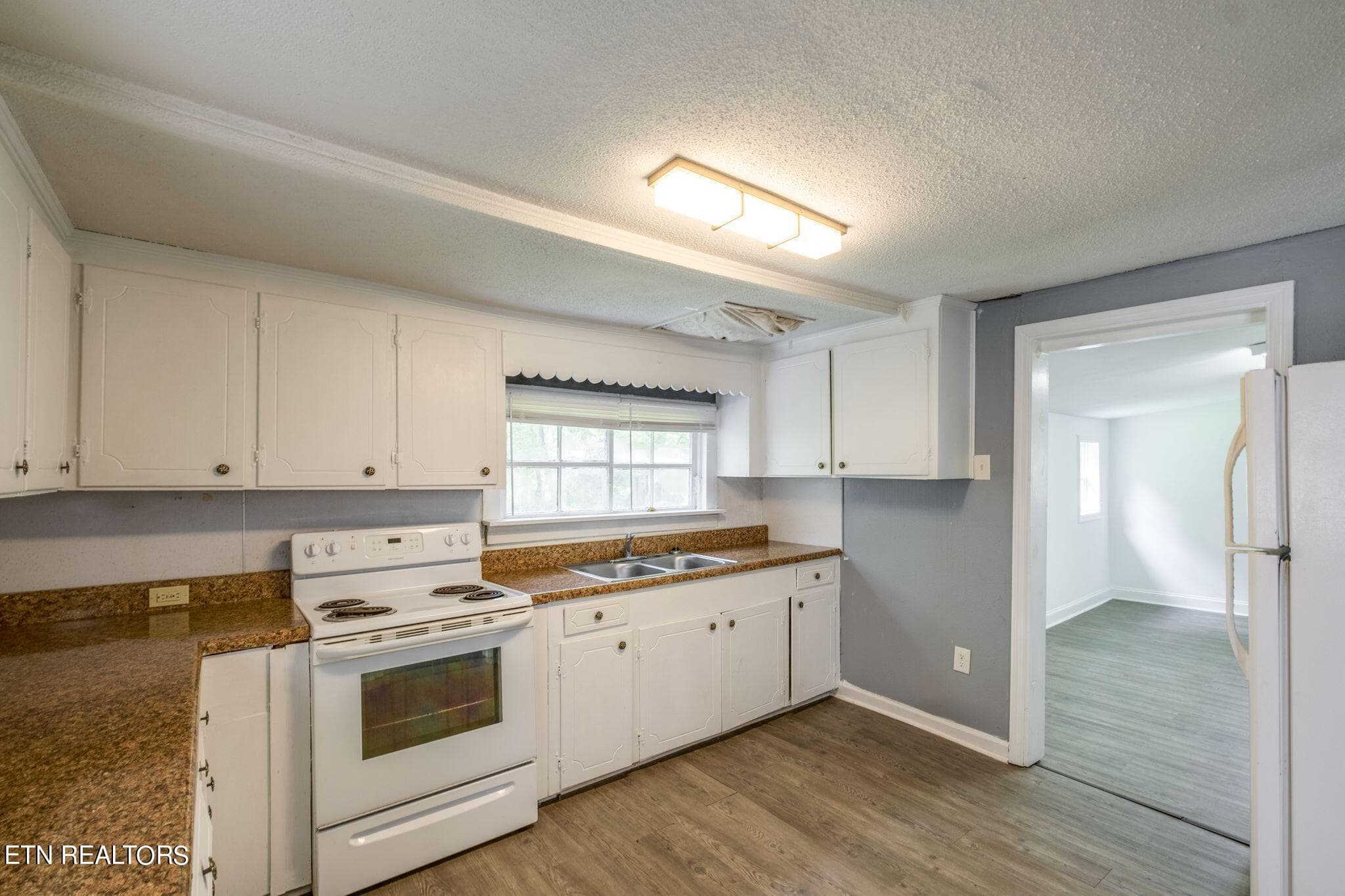 mr2405071-1009 - 115 Union St, Mount Pleasant, TN 38474, Mount Pleasant