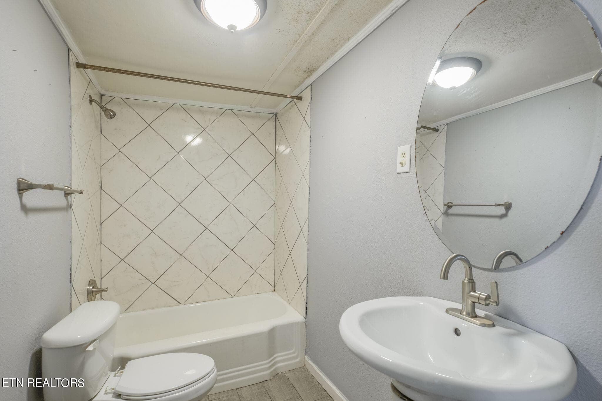 mr2405071-1017 - 115 Union St, Mount Pleasant, TN 38474, Mount Pleasant