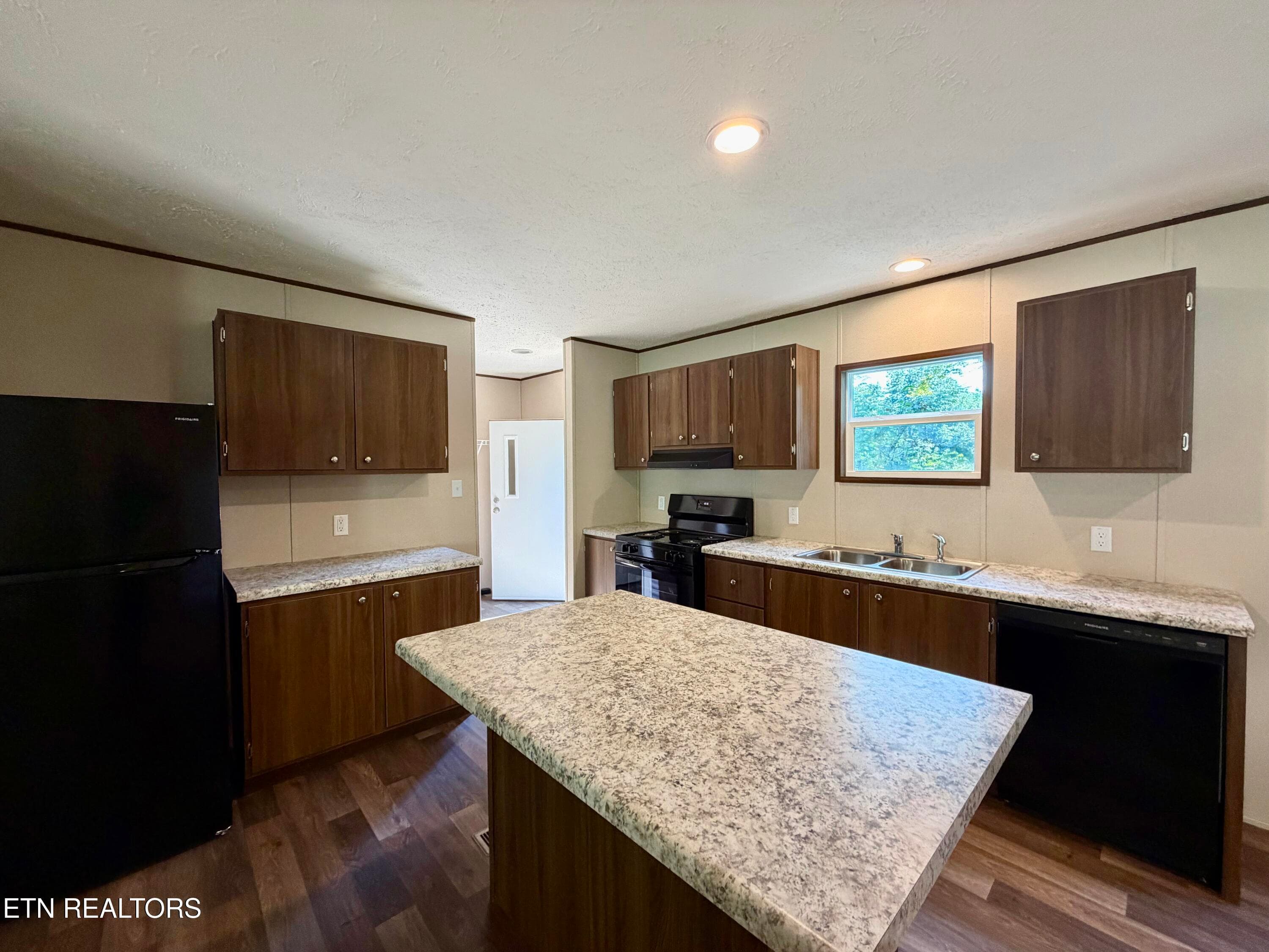 IMG_0349 2 - 2512 Mynatt Rd, Knoxville, TN 37918, Knoxville