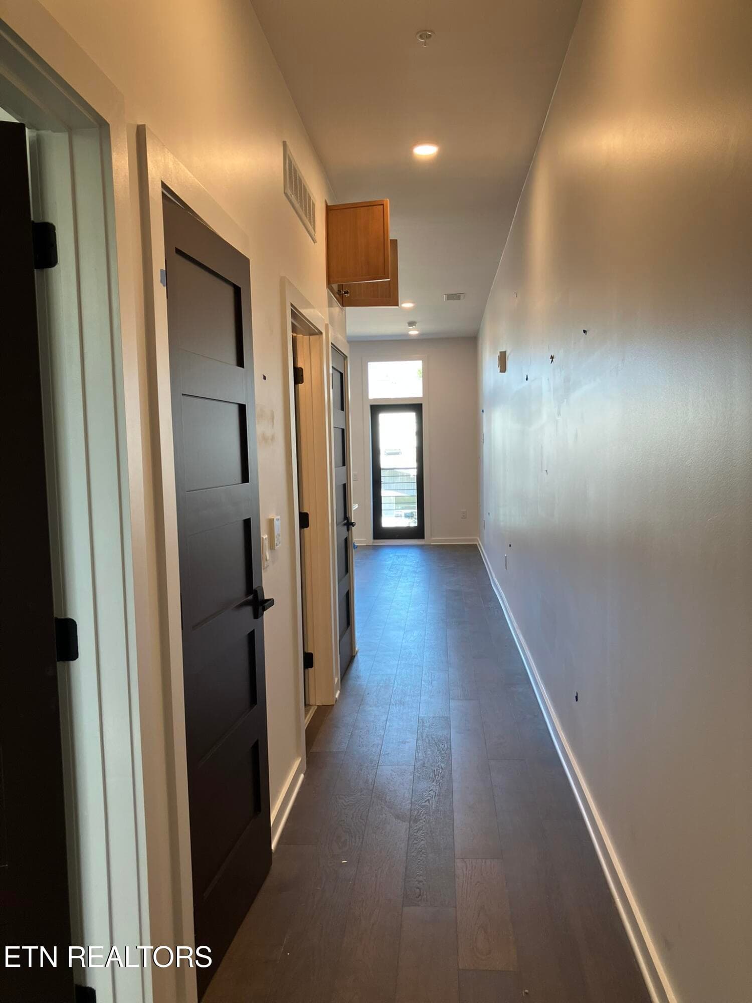 IMG_2636 - 1108 Sevier Ave 201, Knoxville, TN 37920