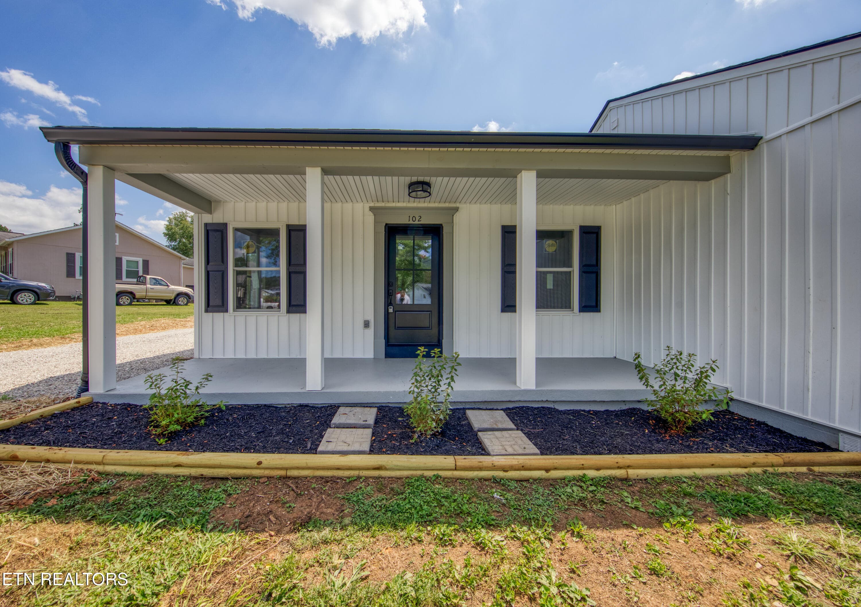 0H3A1226_39 - 102 Love Drive, Harriman, TN 37748, Harriman