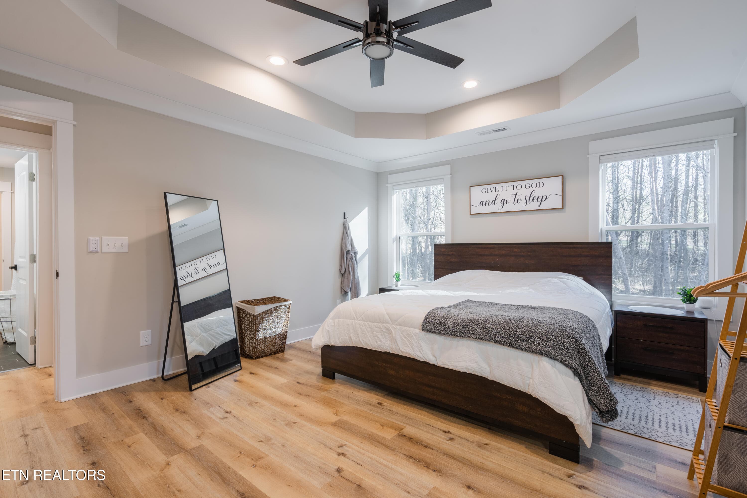 24) 76909-6aa0aedabeb38 - 104 Elohi Lane, Loudon, TN 37774