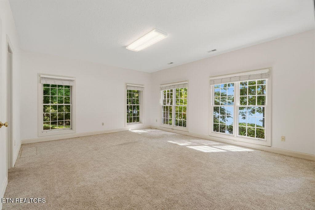 Bedroom 4 En Suite - 631 Tanasi Lane, Loudon, TN 37774, Loudon
