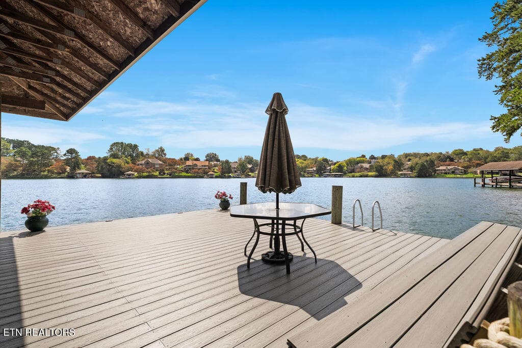Dock Deck - 631 Tanasi Lane, Loudon, TN 37774, Loudon