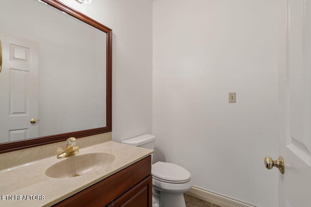 Main Floor Powder Room - 631 Tanasi Lane, Loudon, TN 37774, Loudon