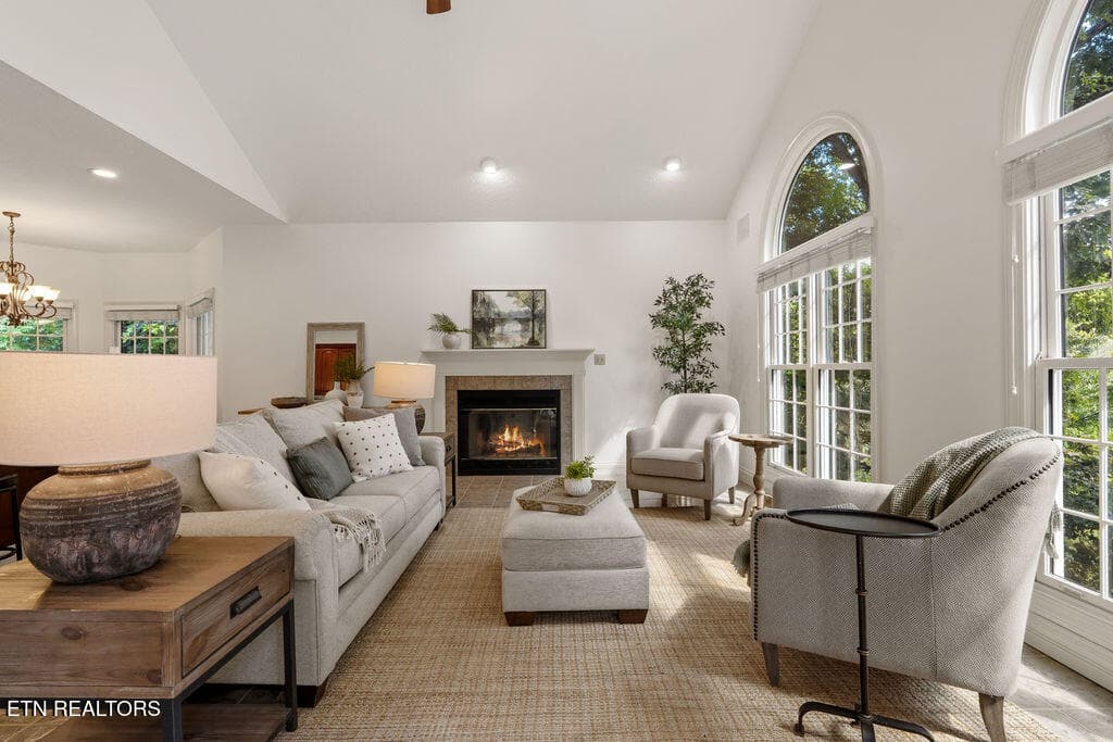 Family Room - 631 Tanasi Lane, Loudon, TN 37774, Loudon