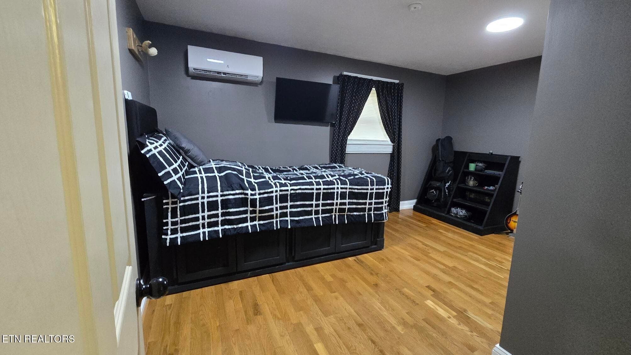 Bdr 2 - 1672 Old Nursery Rd, Rose Hill, VA 24281, Rose Hill