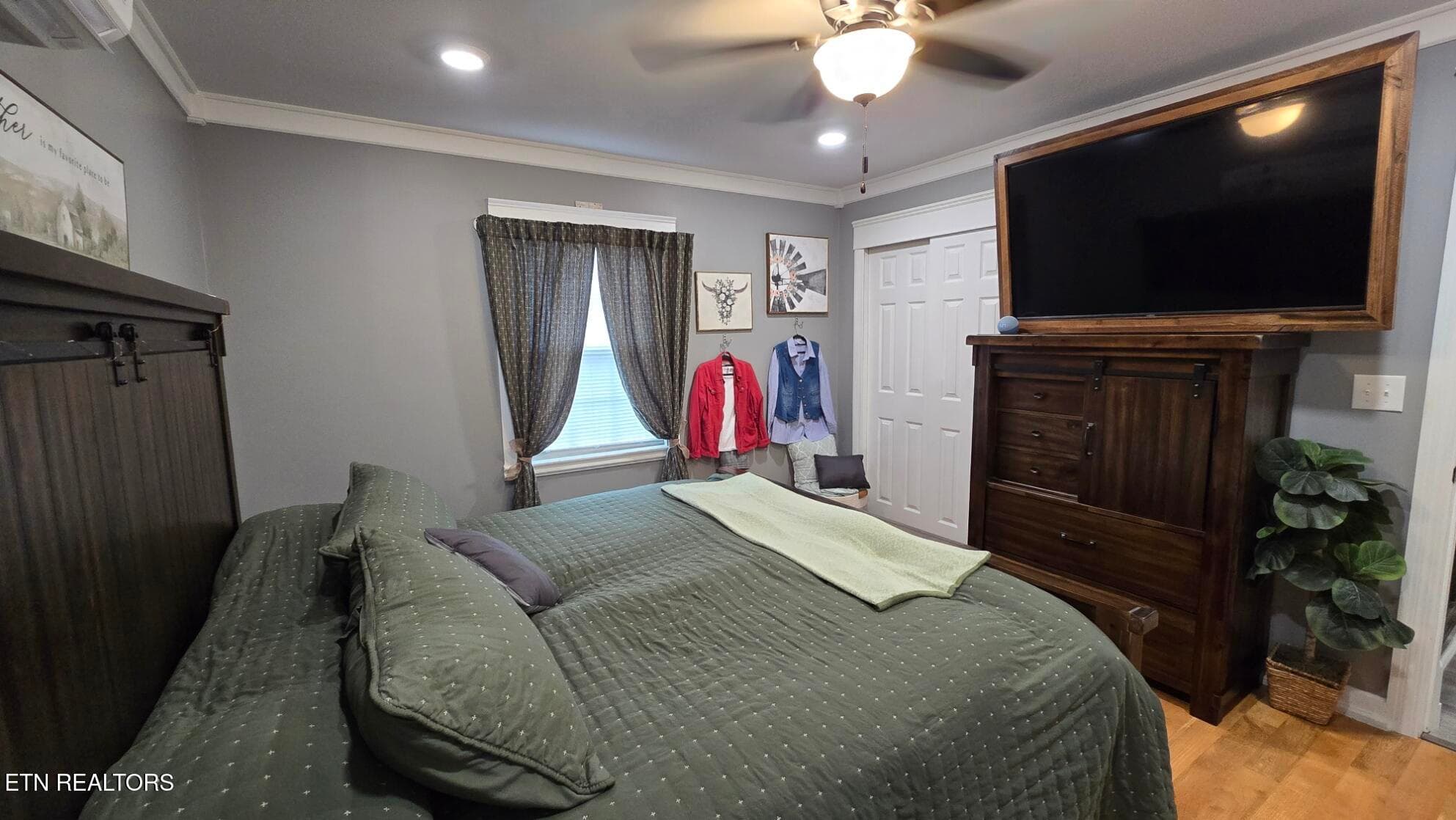 Main Br - 1672 Old Nursery Rd, Rose Hill, VA 24281, Rose Hill