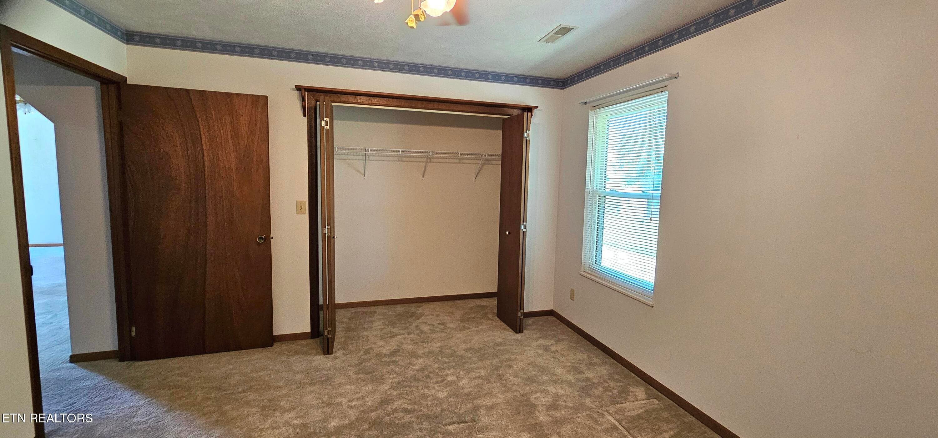 Bedroom 2 Closet - 224 Helton St, Kodak, TN 37764, Kodak