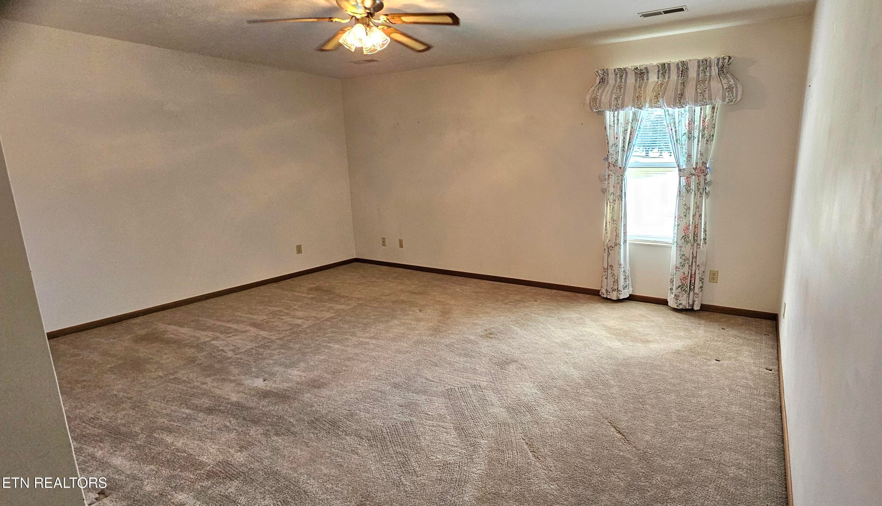 Master Bedroom - 224 Helton St, Kodak, TN 37764, Kodak