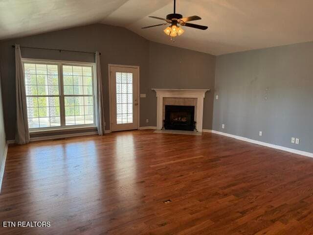 N Pointe Living Room - 2415 N Pointe Cove Circle, Cookeville, TN 38506, Cookeville