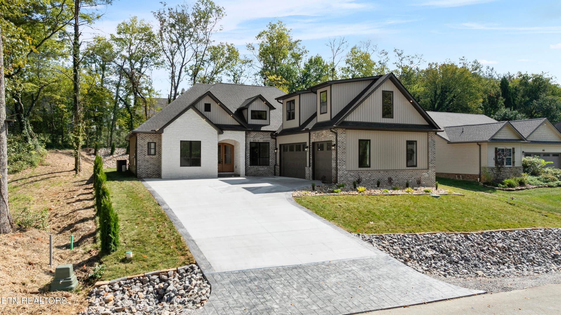 212 Chatuga Way, Loudon, TN 37774