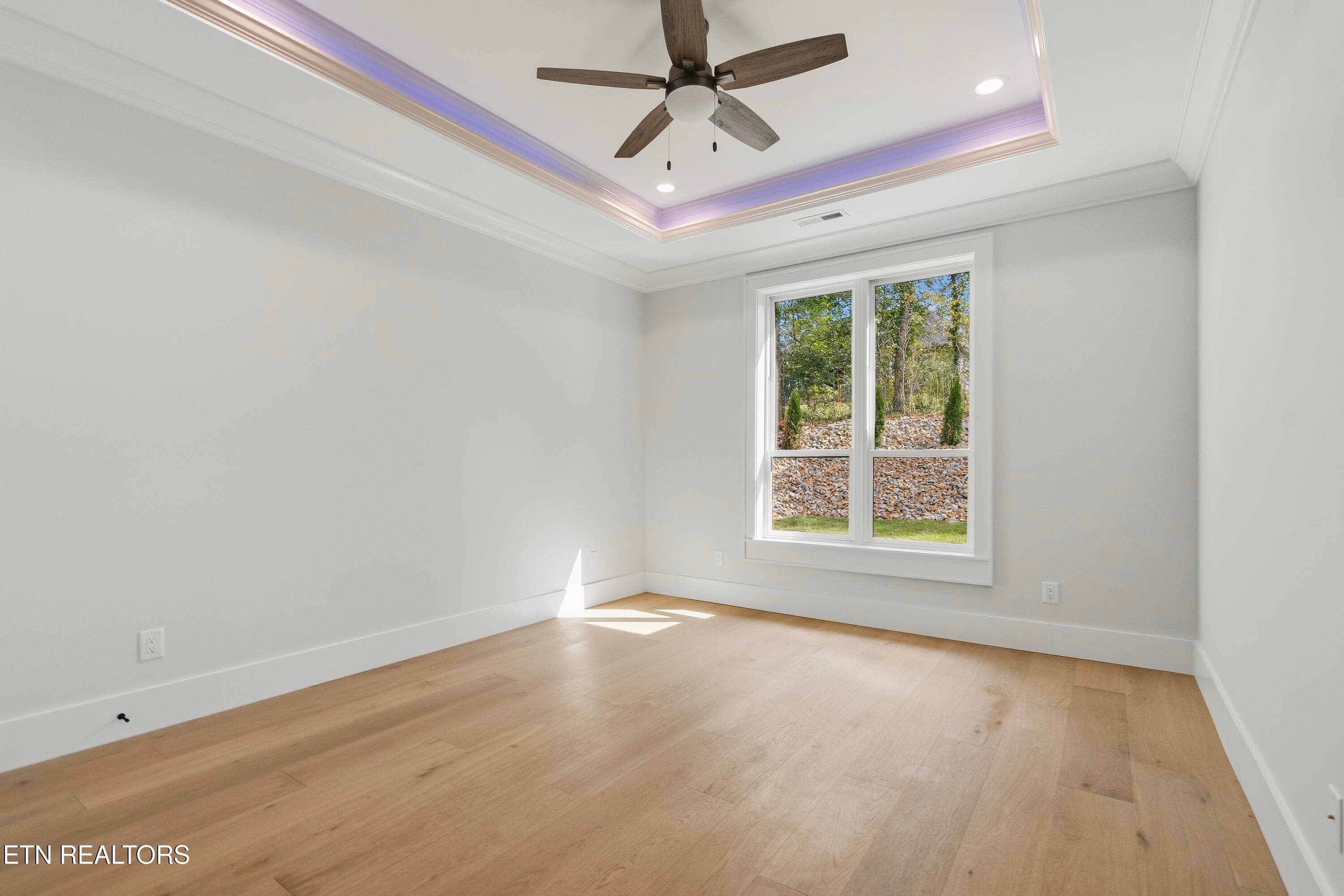 Bedroom 2 - 212 Chatuga Way, Loudon, TN 37774, Loudon