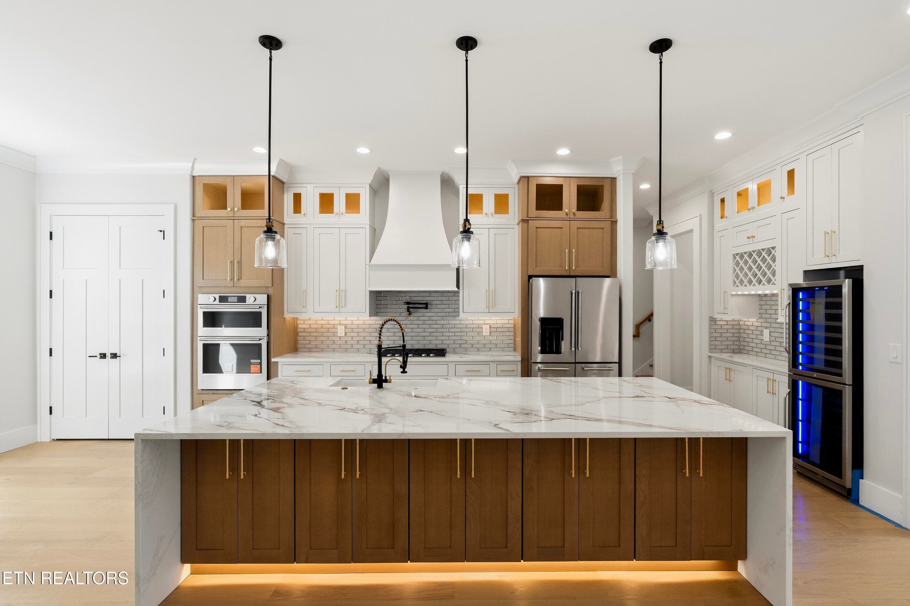 Kitchen - 212 Chatuga Way, Loudon, TN 37774, Loudon