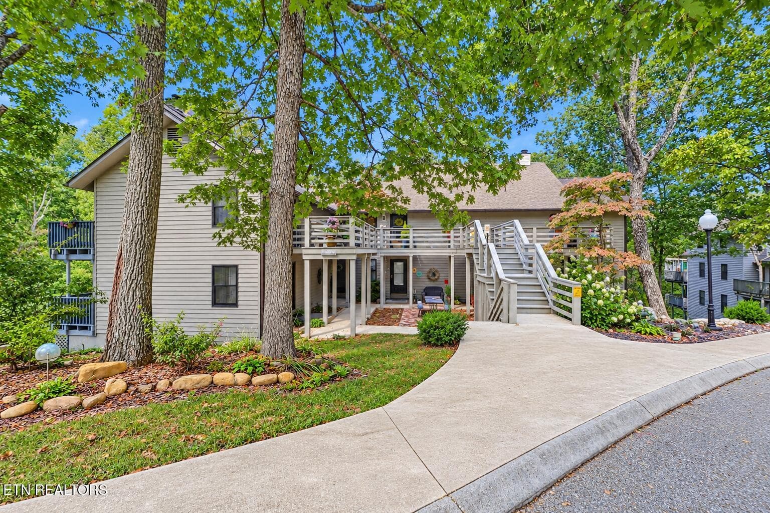 145 Moytoy Rd 206, Crab Orchard, TN 37723