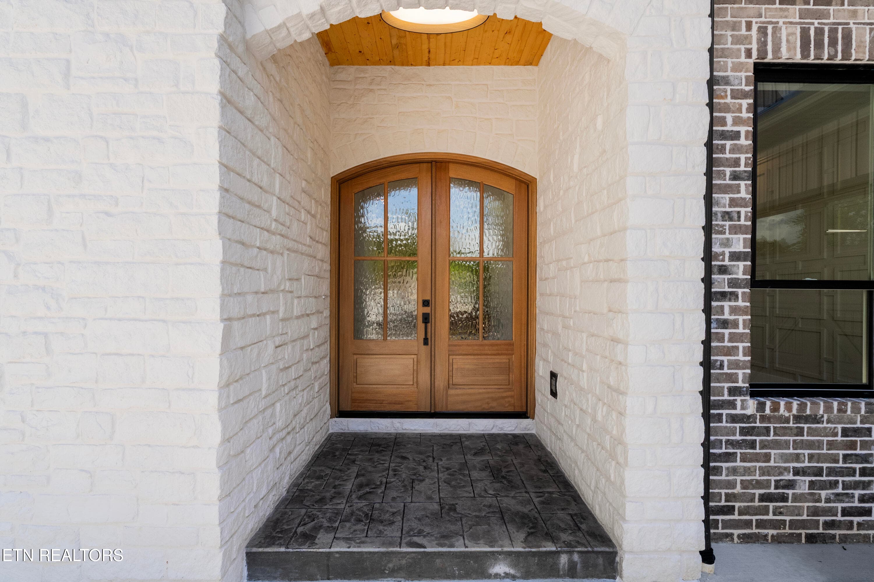 Front Entrance - 212 Chatuga Way, Loudon, TN 37774, Loudon
