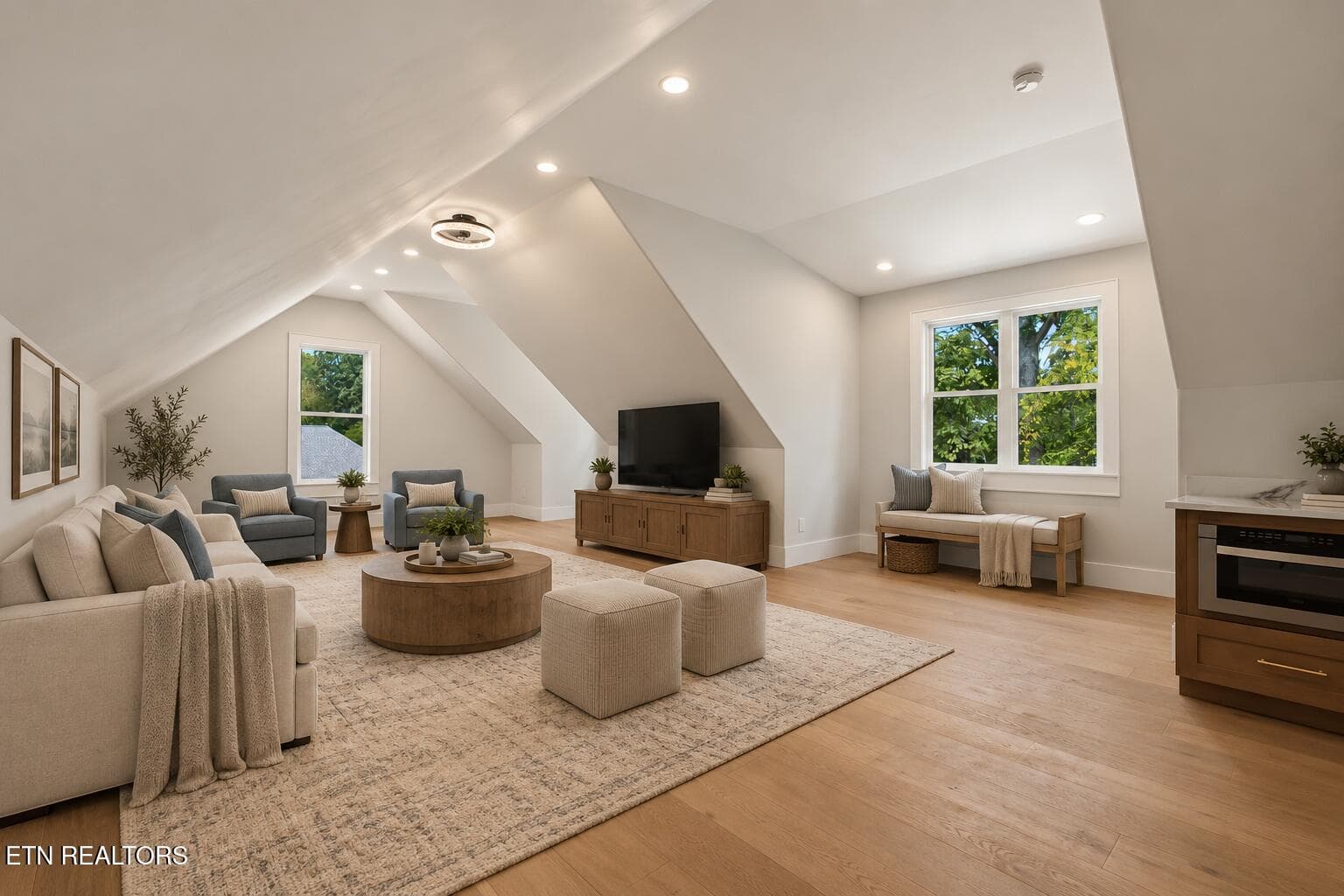 Virtual Staging- Bonus Room - 212 Chatuga Way, Loudon, TN 37774, Loudon