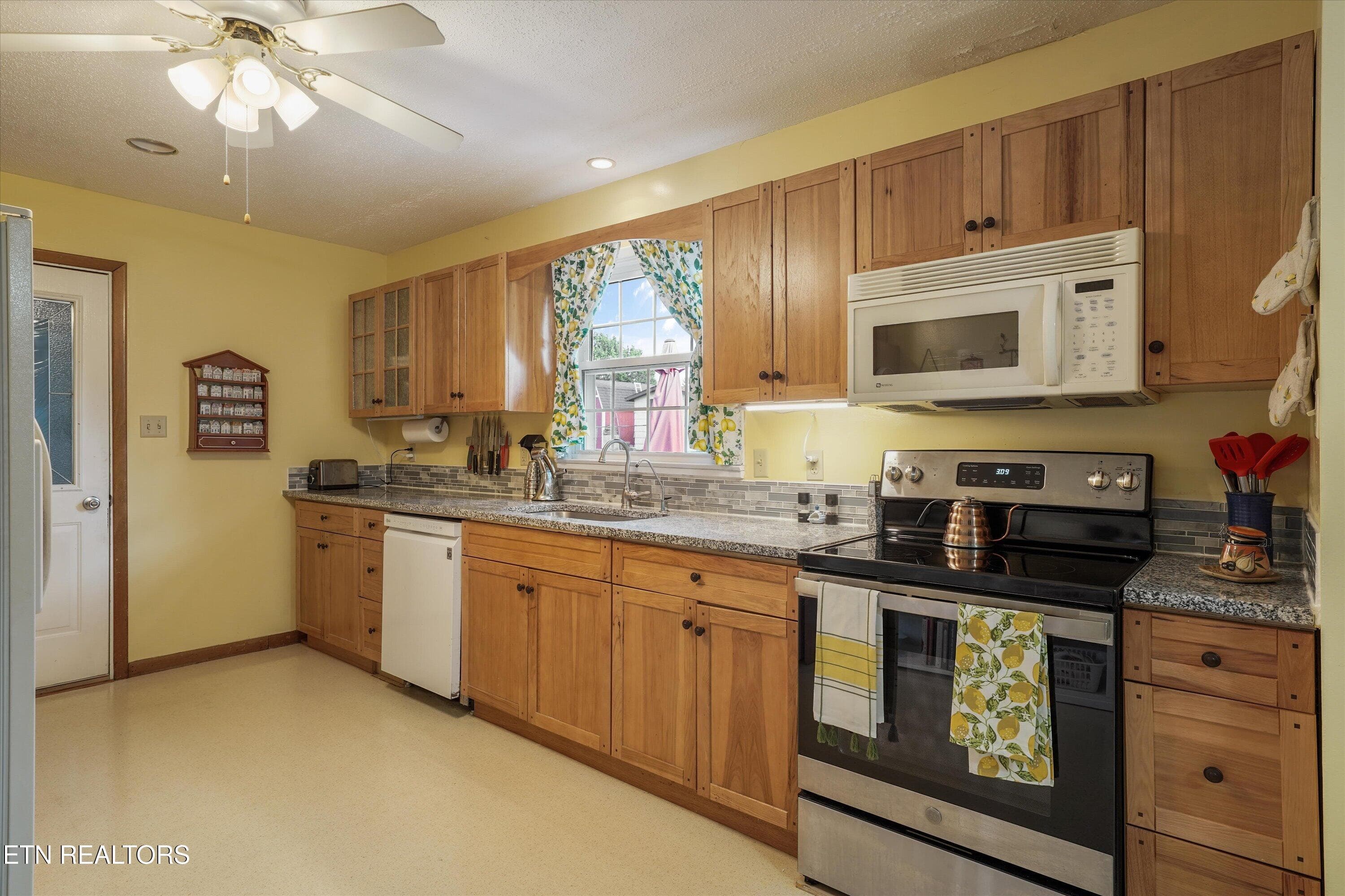 16-6712 Greenbrook Dr09 - 6712 Greenbrook Drive, Knoxville, TN 37931, Knoxville