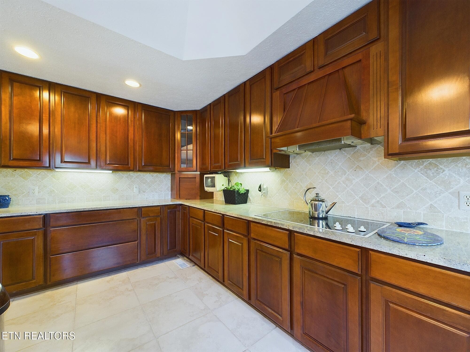 CAM02235G0-PR0051-STILL093 - 155 Lake Crest Drive, Lenoir City, TN 37772, Lenoir City