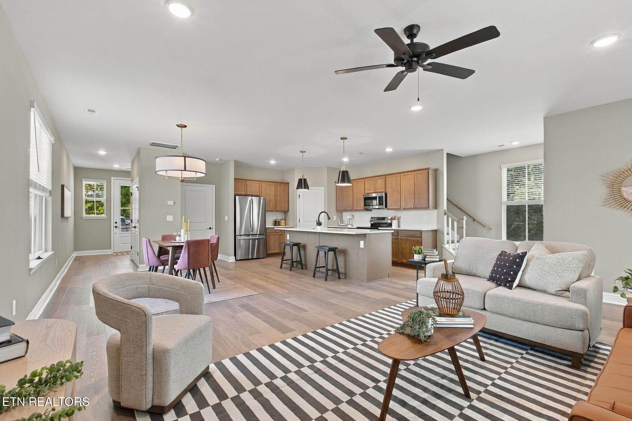 ra2610011-1022 - 611 8th Avenue, Lenoir City, TN 37771, Lenoir City