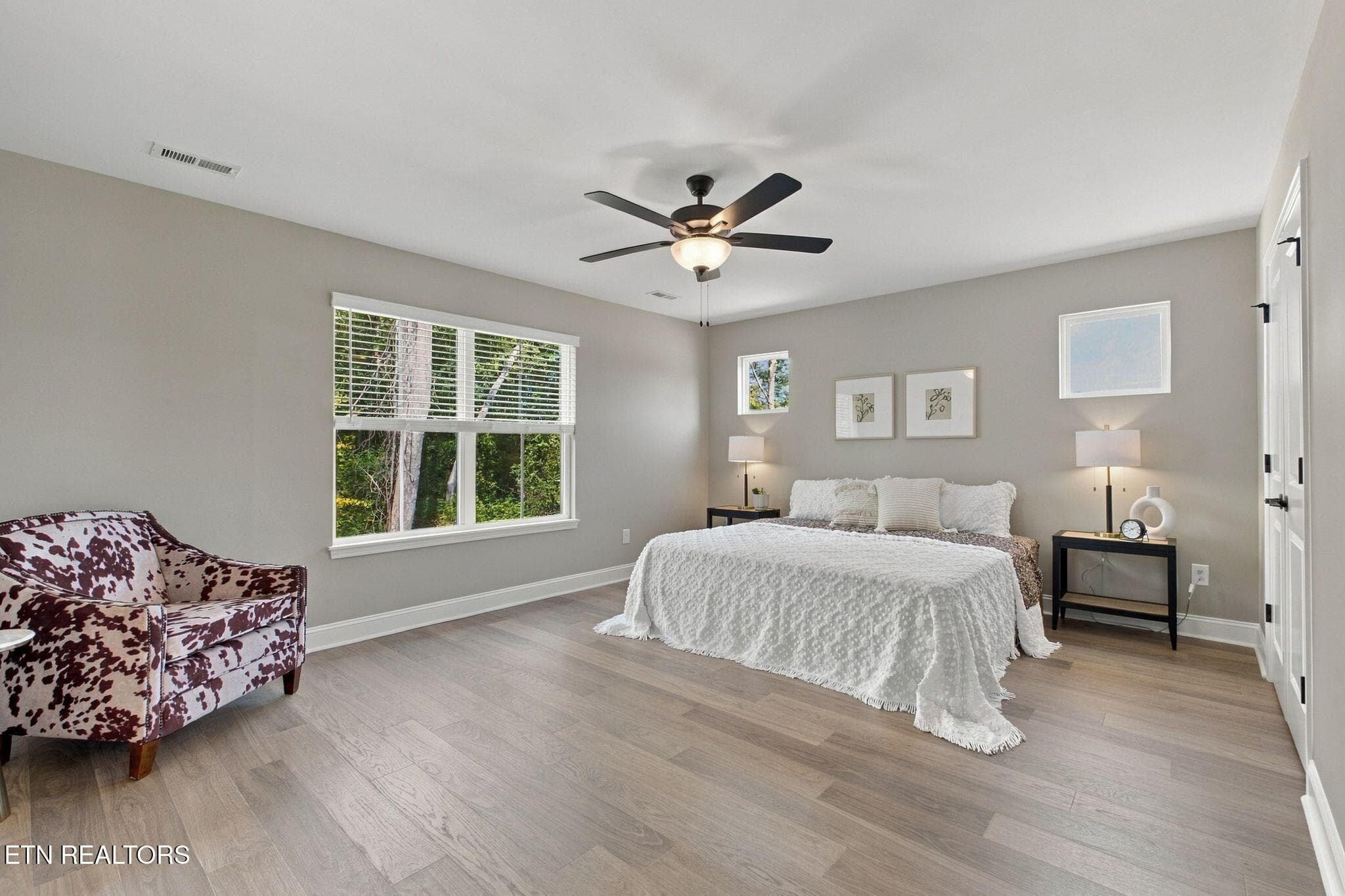 ra2610011-1024 - 611 8th Avenue, Lenoir City, TN 37771, Lenoir City