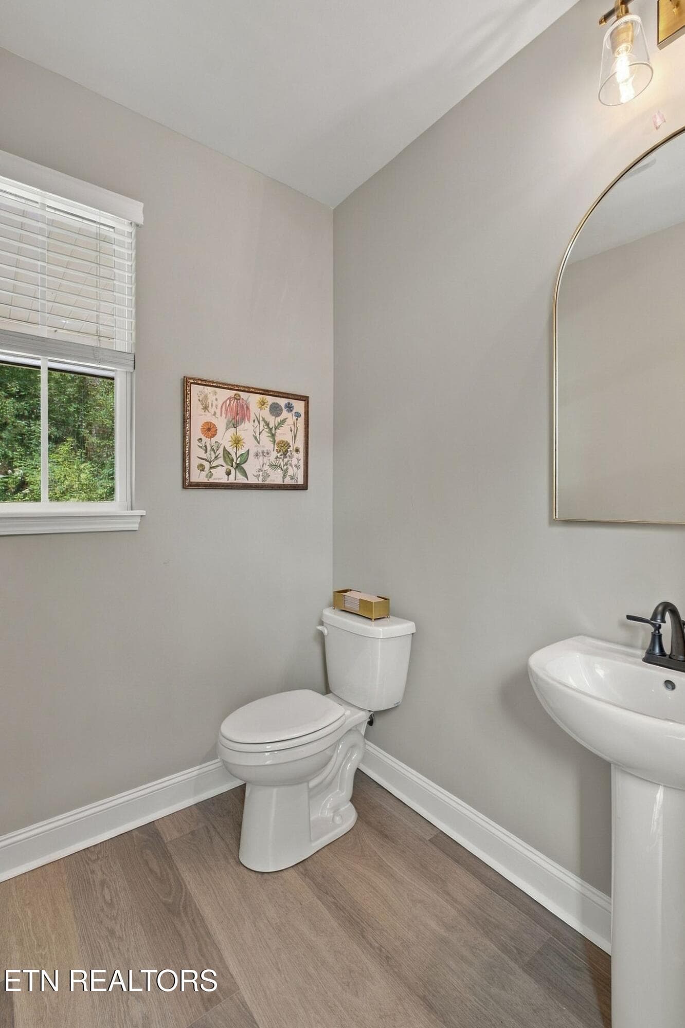 ra2610011-1040 - 611 8th Avenue, Lenoir City, TN 37771, Lenoir City