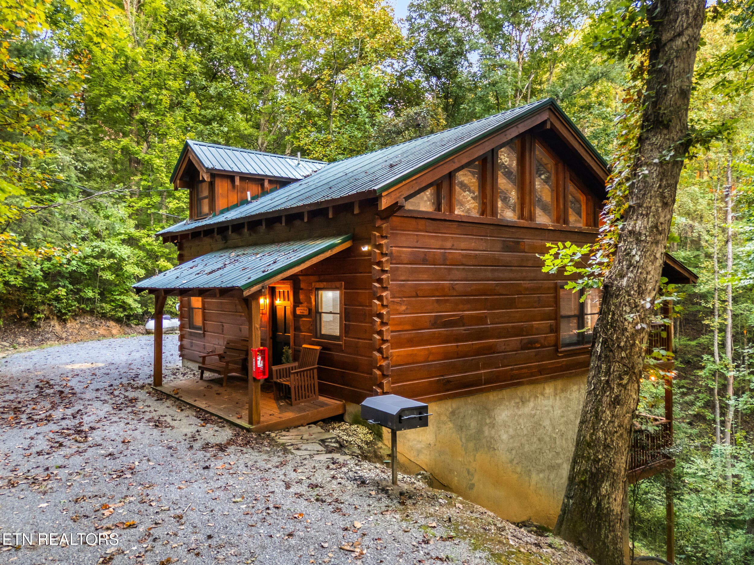 3504 Hunter Hills Way, Sevierville, TN 37876