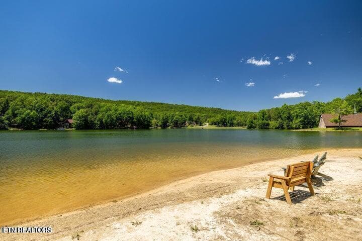 Beach area TOWLA - 6060 S Circle Drive, Tallassee, TN 37878, Tallassee