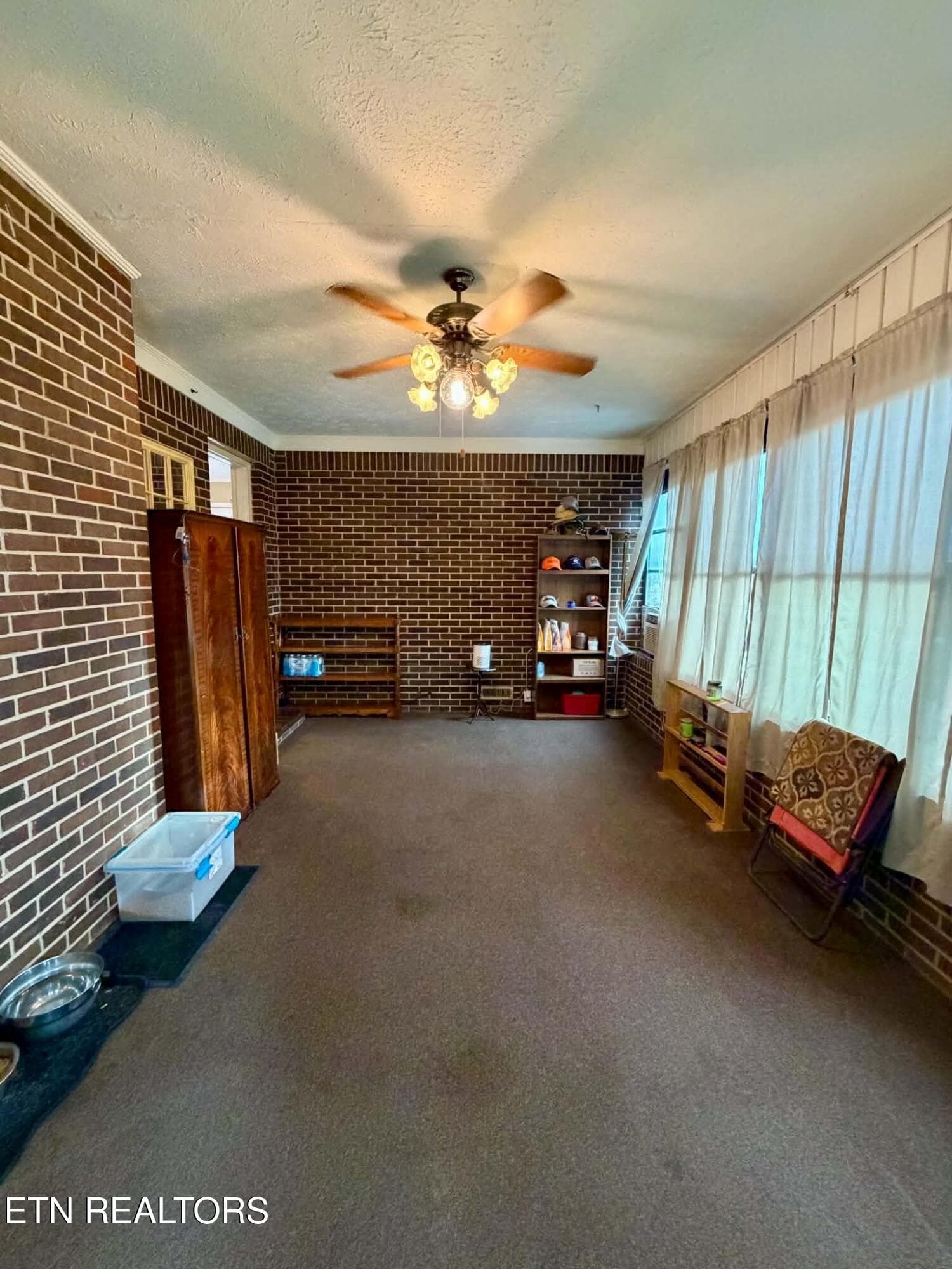 1c11a477-1beb-479f-832f-63c39e3b525e - 2799 Doran Rd, Sparta, TN 38583, Sparta