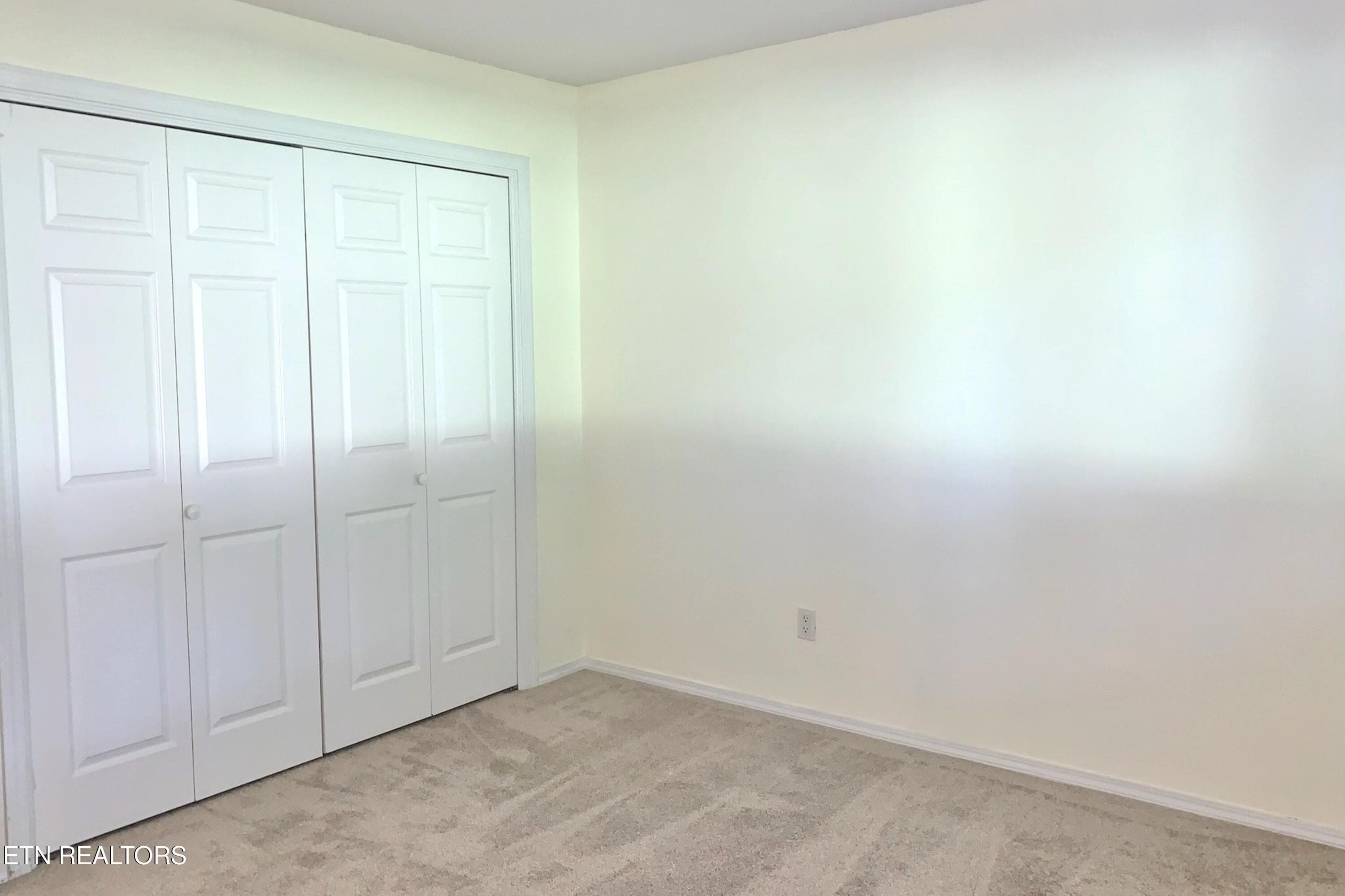 guest bedroom 2 - 212 Tooweka Lane, Loudon, TN 37774