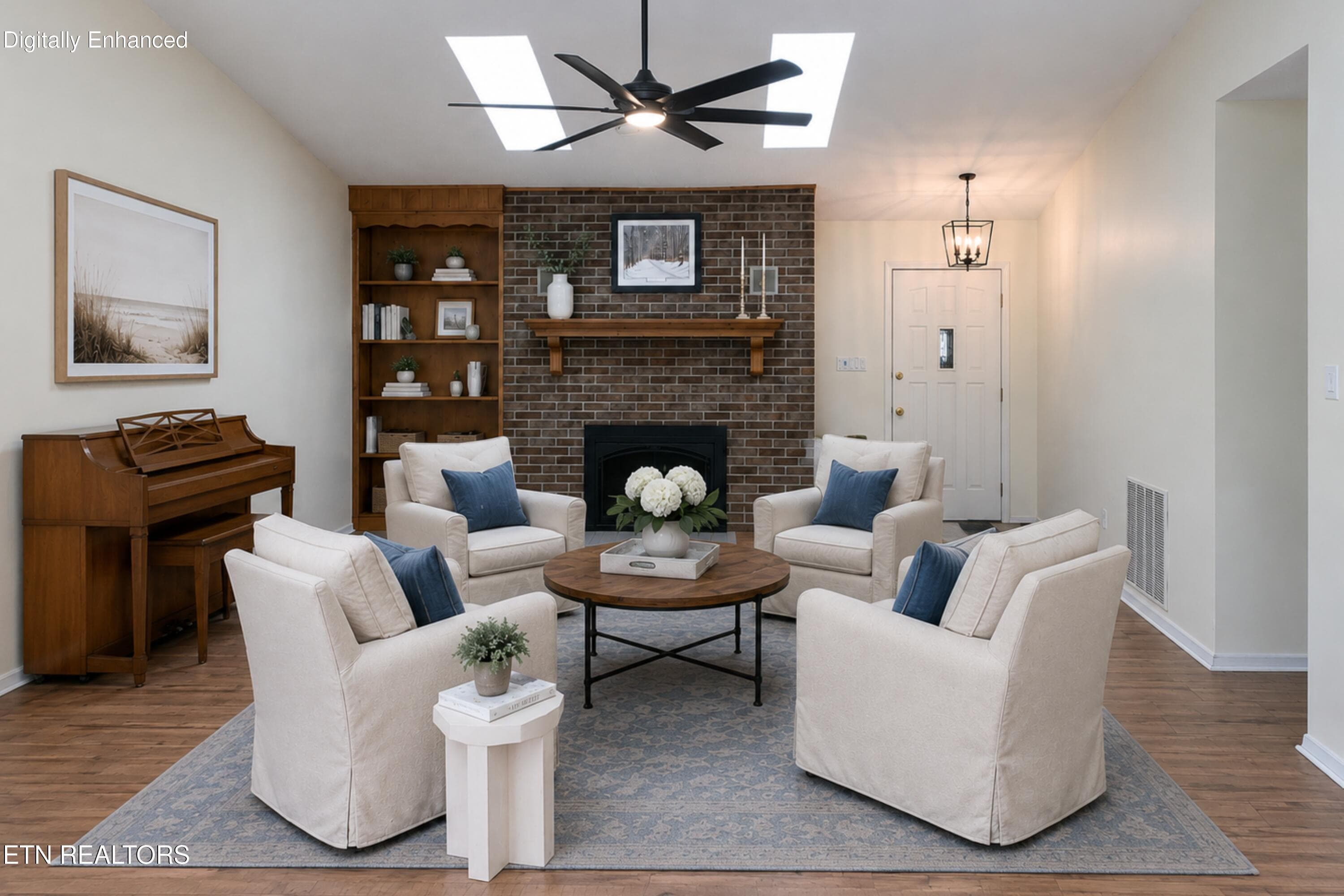 living room - 212 Tooweka Lane, Loudon, TN 37774