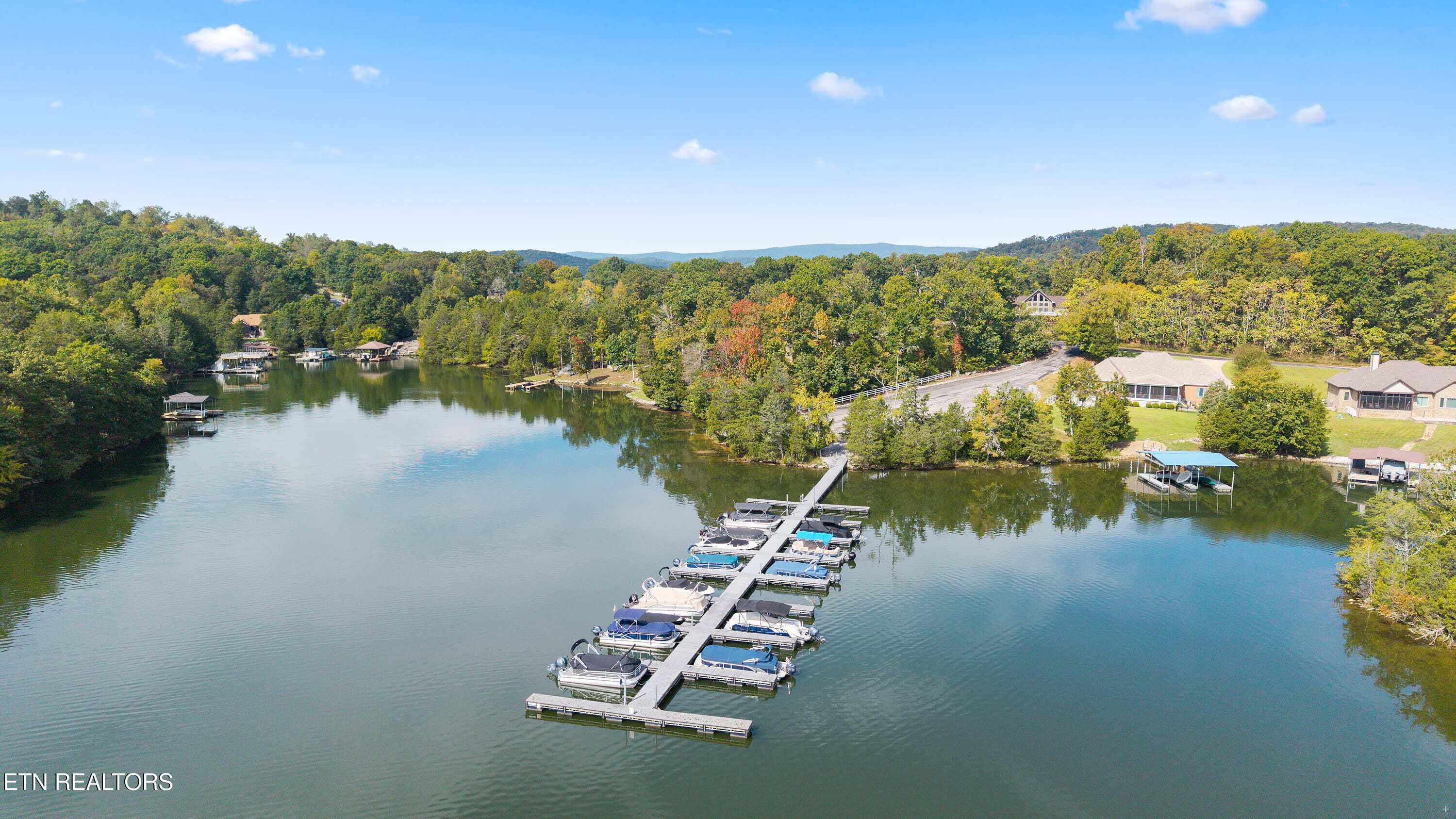 13 E Shore - 144 E Shore Drive, Rockwood, TN 37854, Rockwood