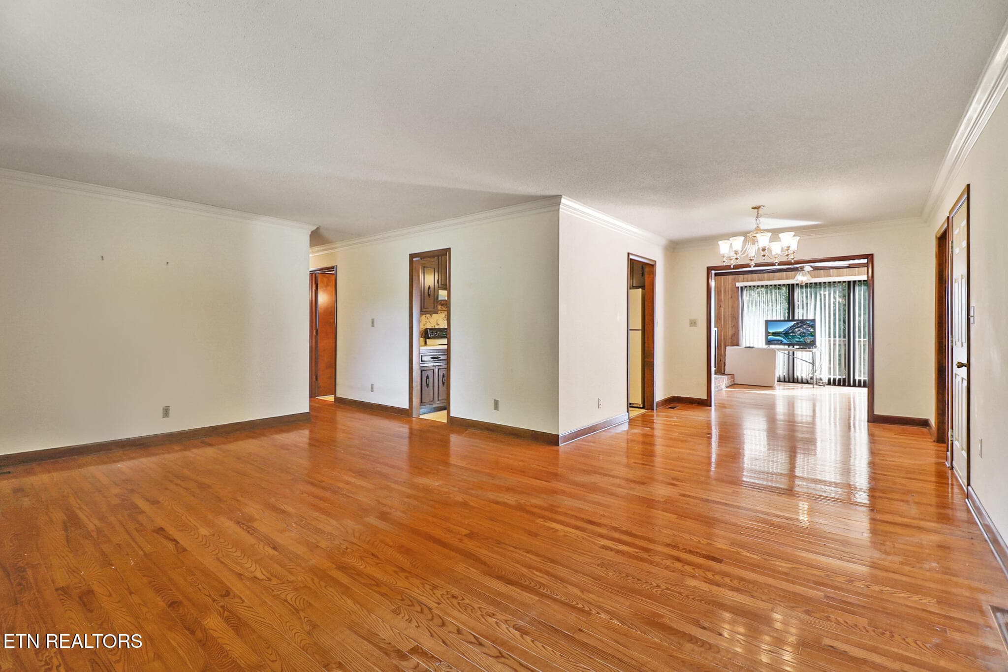 n44a0923-n44a0927_optional - 1078 Cove Lane, Oliver Springs, TN 37840, Oliver Springs