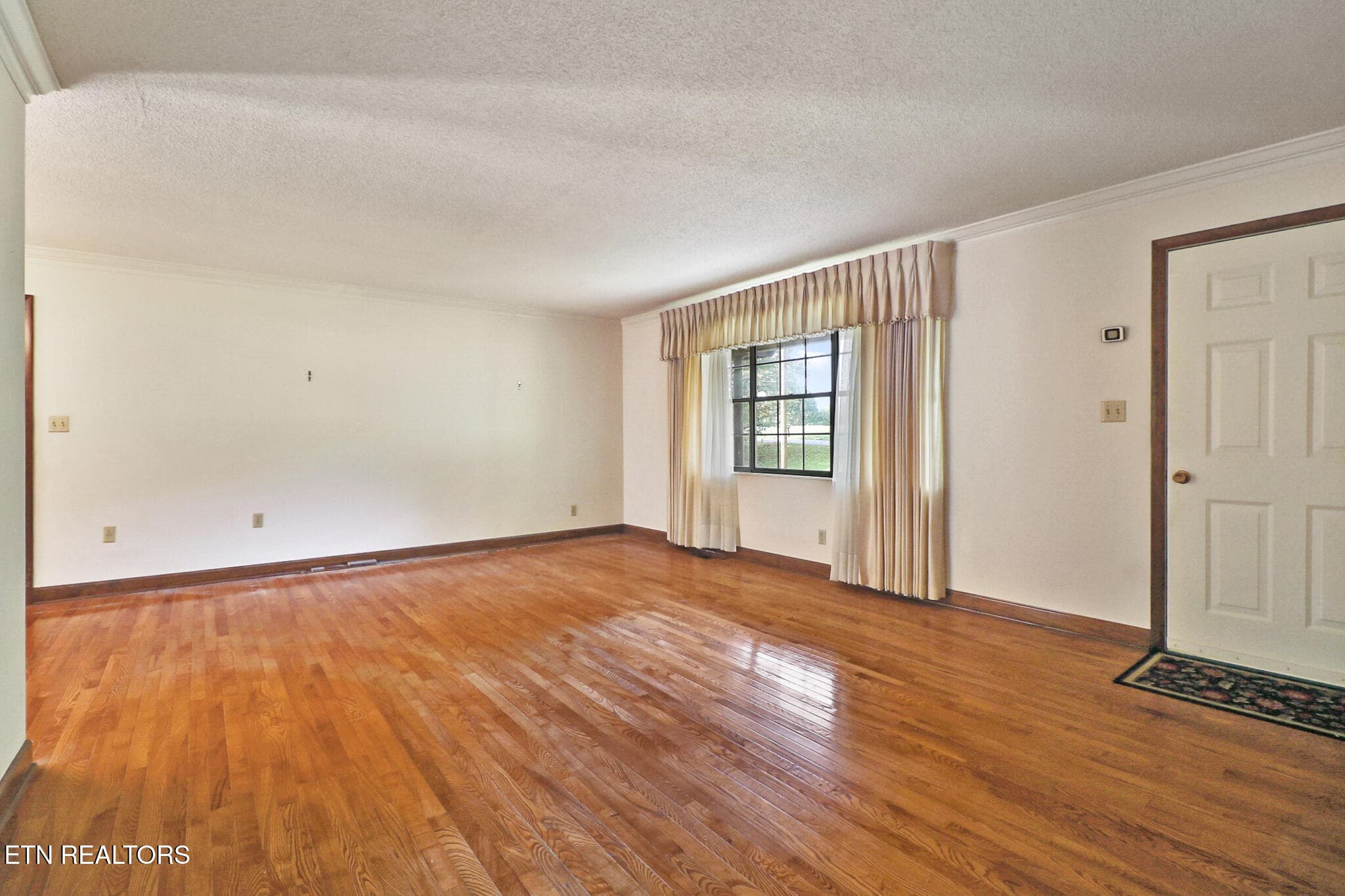 n44a0913-n44a0917 - 1078 Cove Lane, Oliver Springs, TN 37840, Oliver Springs